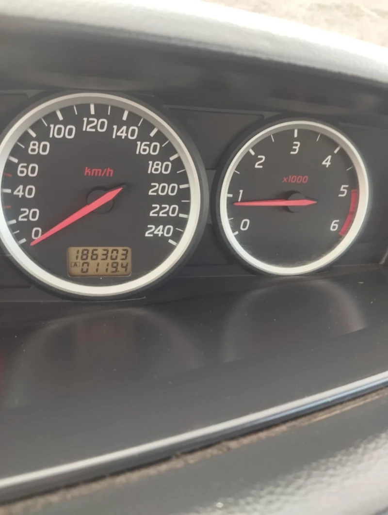 Nissan Primera П12, снимка 10 - Автомобили и джипове - 52923264