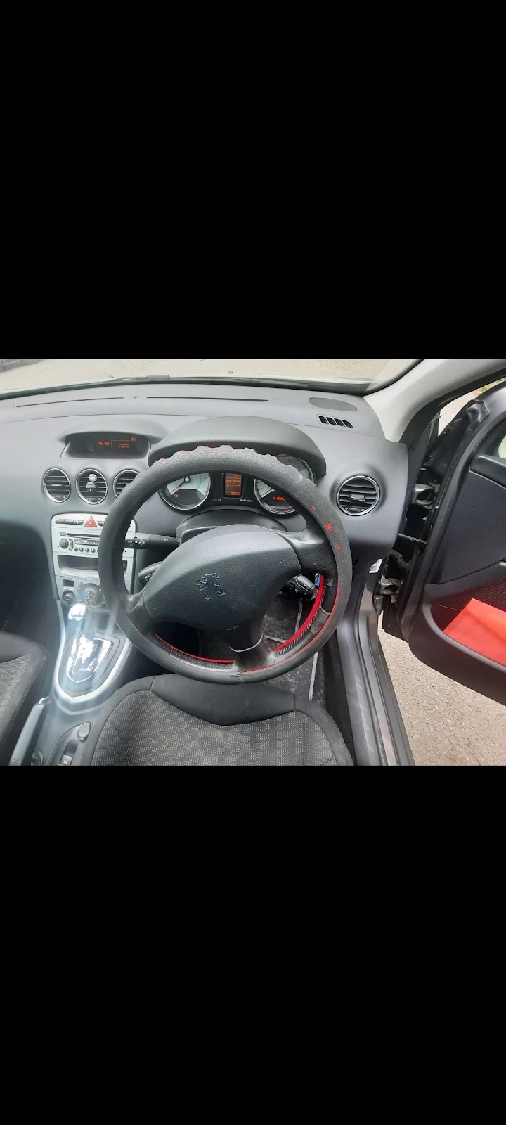 Peugeot 308 SW, снимка 14 - Автомобили и джипове - 52944136