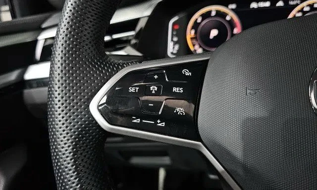 VW Arteon 2.0 TDI Prestige, снимка 14 - Автомобили и джипове - 53155849