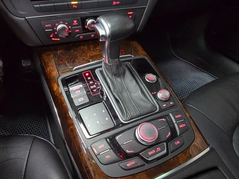 Audi A6 20TFSI QUATTRO, снимка 15 - Автомобили и джипове - 56159124