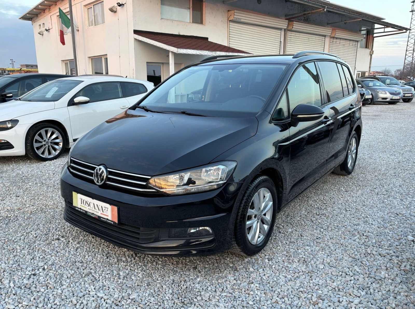 VW Touran 1.6tdi* Navi* 7 местен* Euro 6b* Лизинг - изображение 2