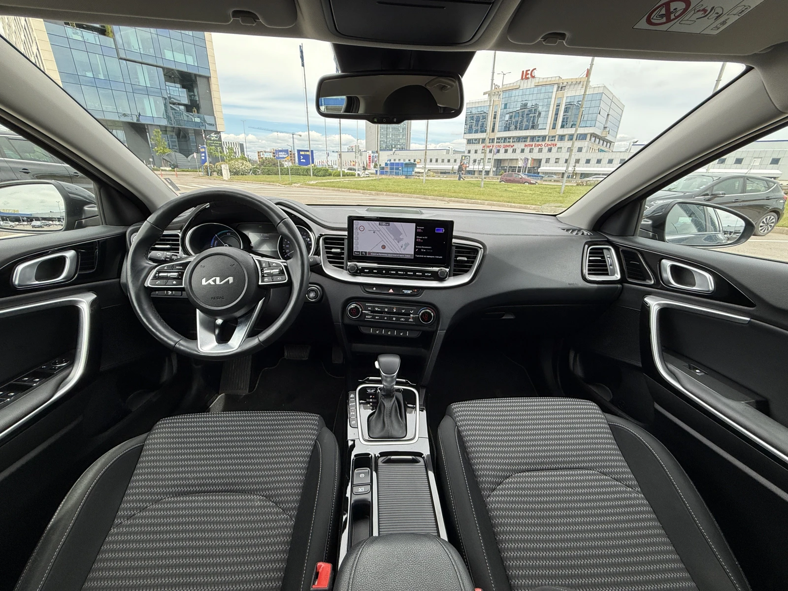 Kia Ceed SW 1.6 GDI Facelift  - изображение 5