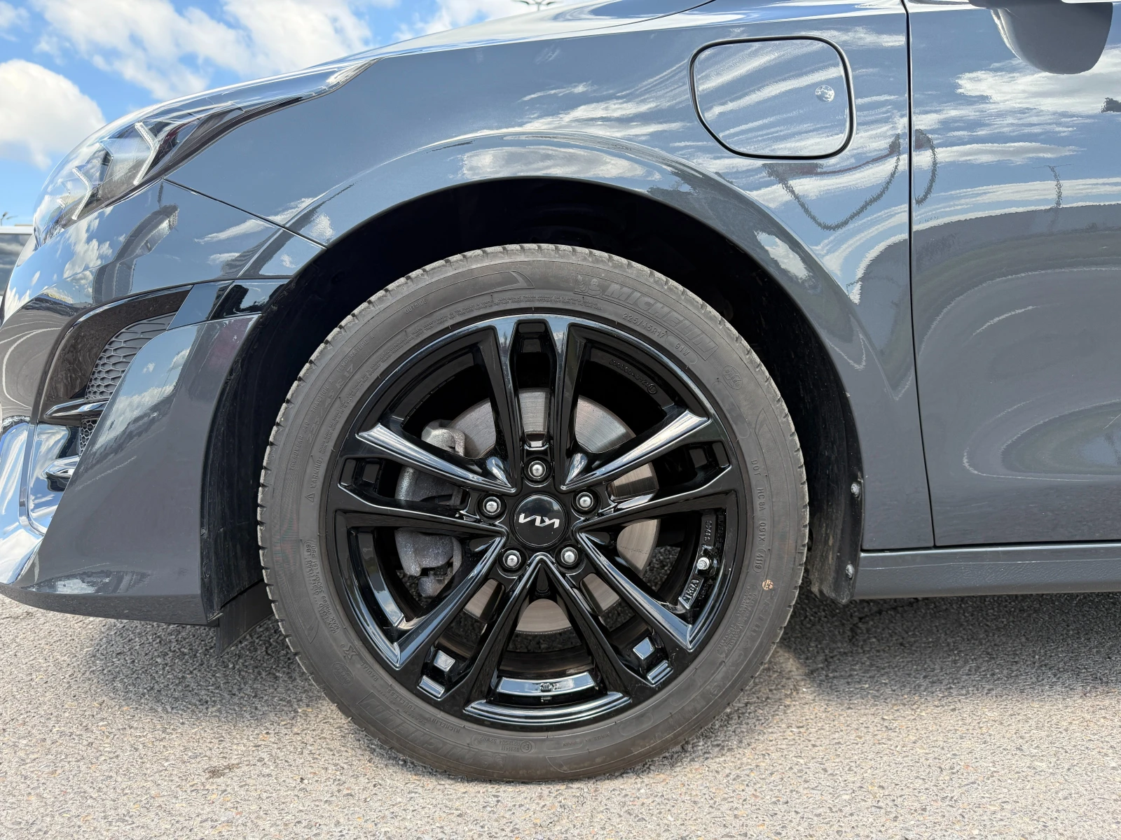 Kia Ceed SW 1.6 GDI Facelift  - изображение 3