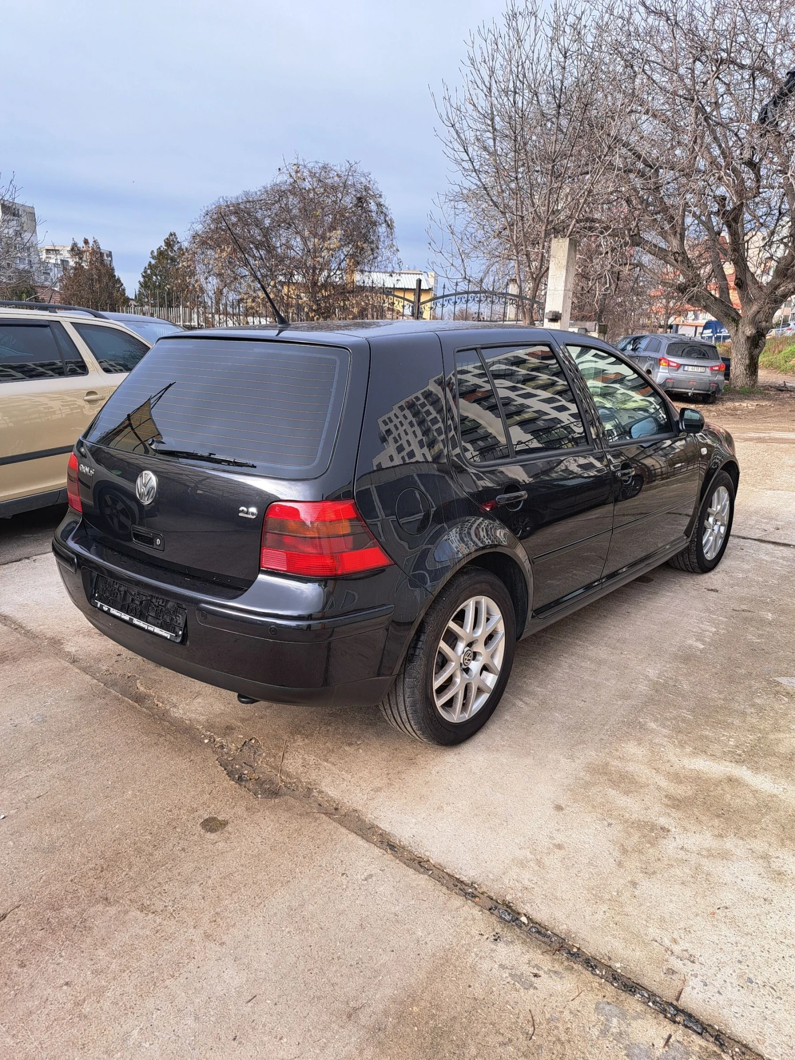 VW Golf 2.0i 115Ps+ Газ - изображение 5