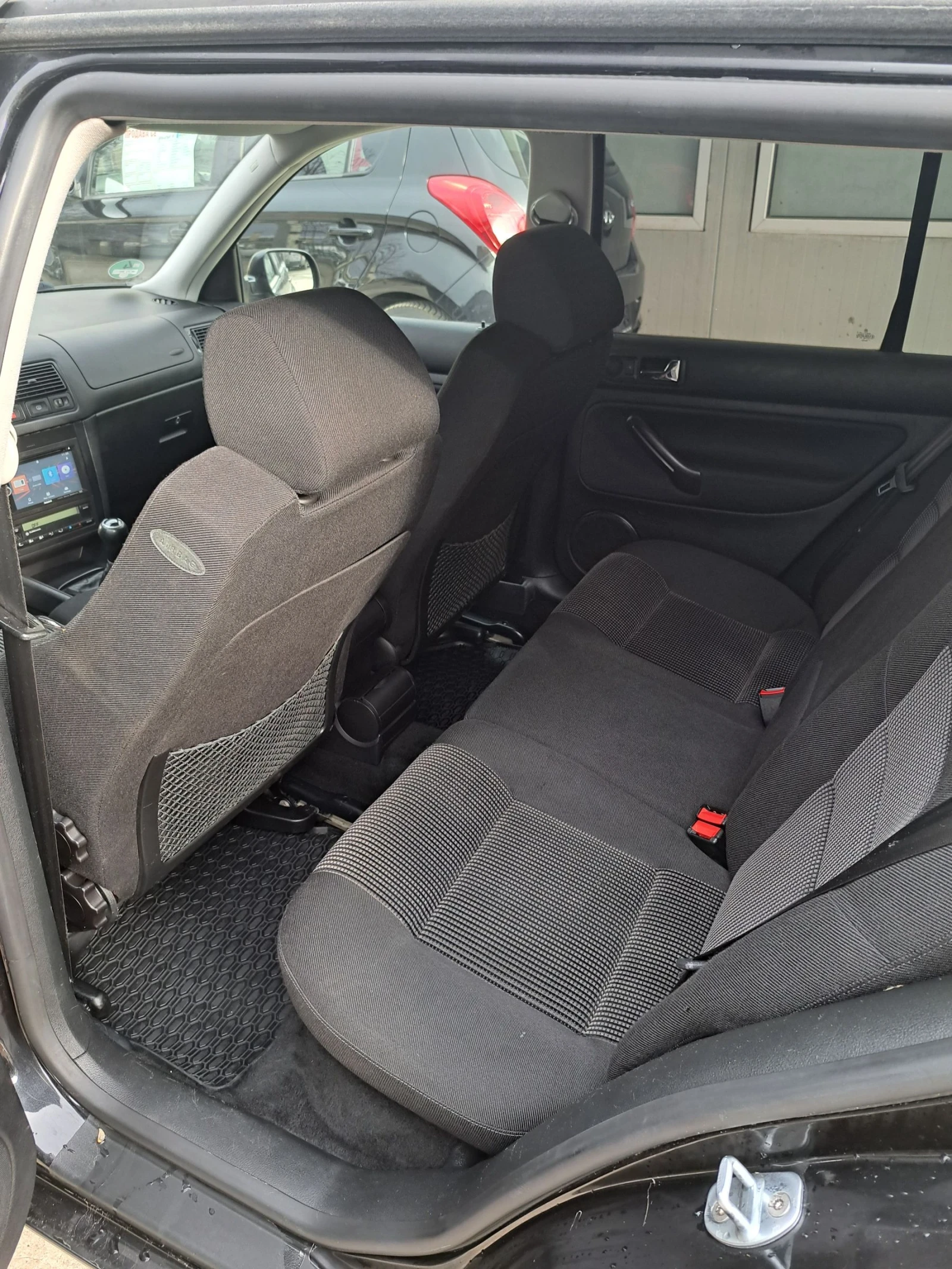 VW Golf 2.0i 115Ps+ Газ - изображение 9