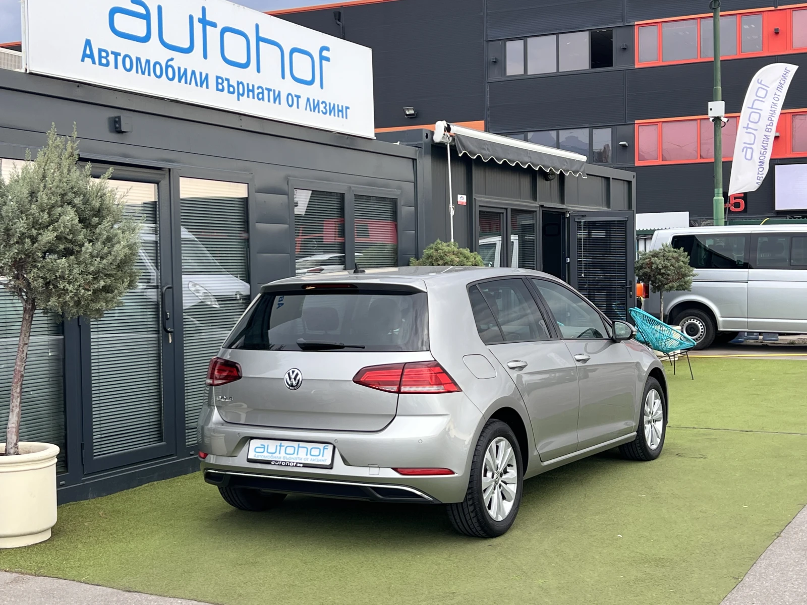 VW Golf COMFORTLINE/1.5TSI/150k.c./6MT - изображение 4