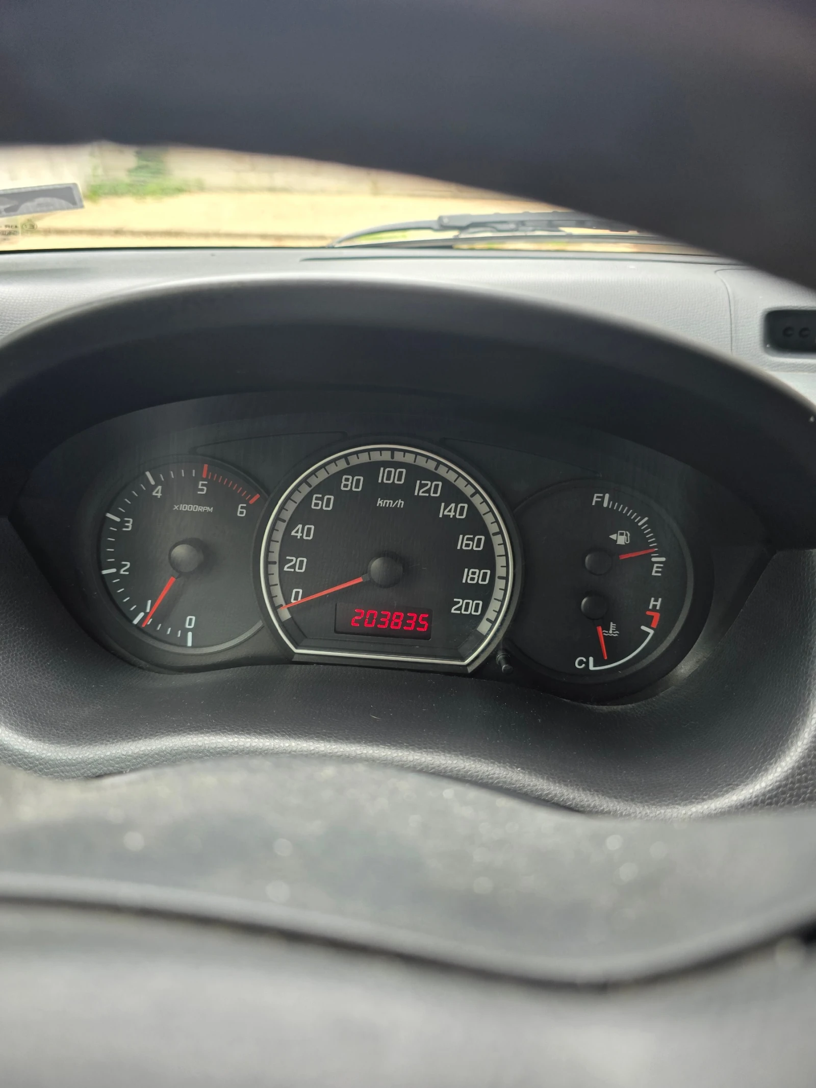 Suzuki Swift 1.3 | Mobile.bg   14