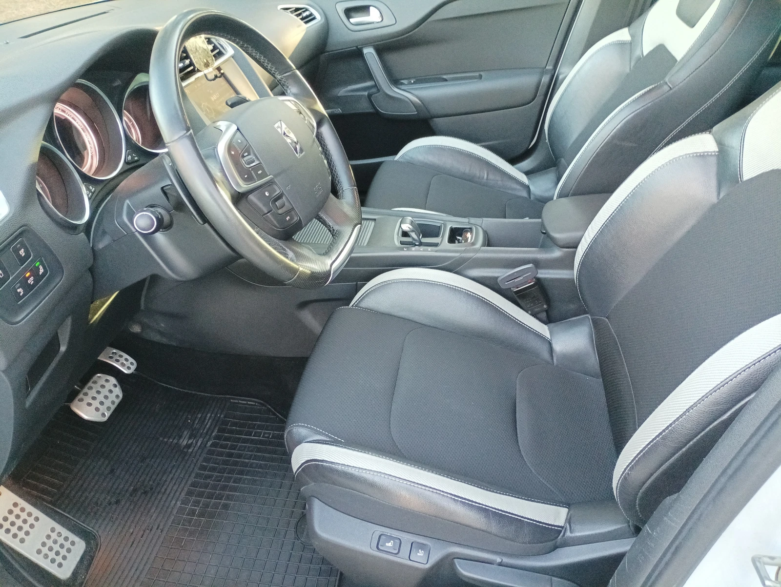 Citroen DS4  - изображение 7