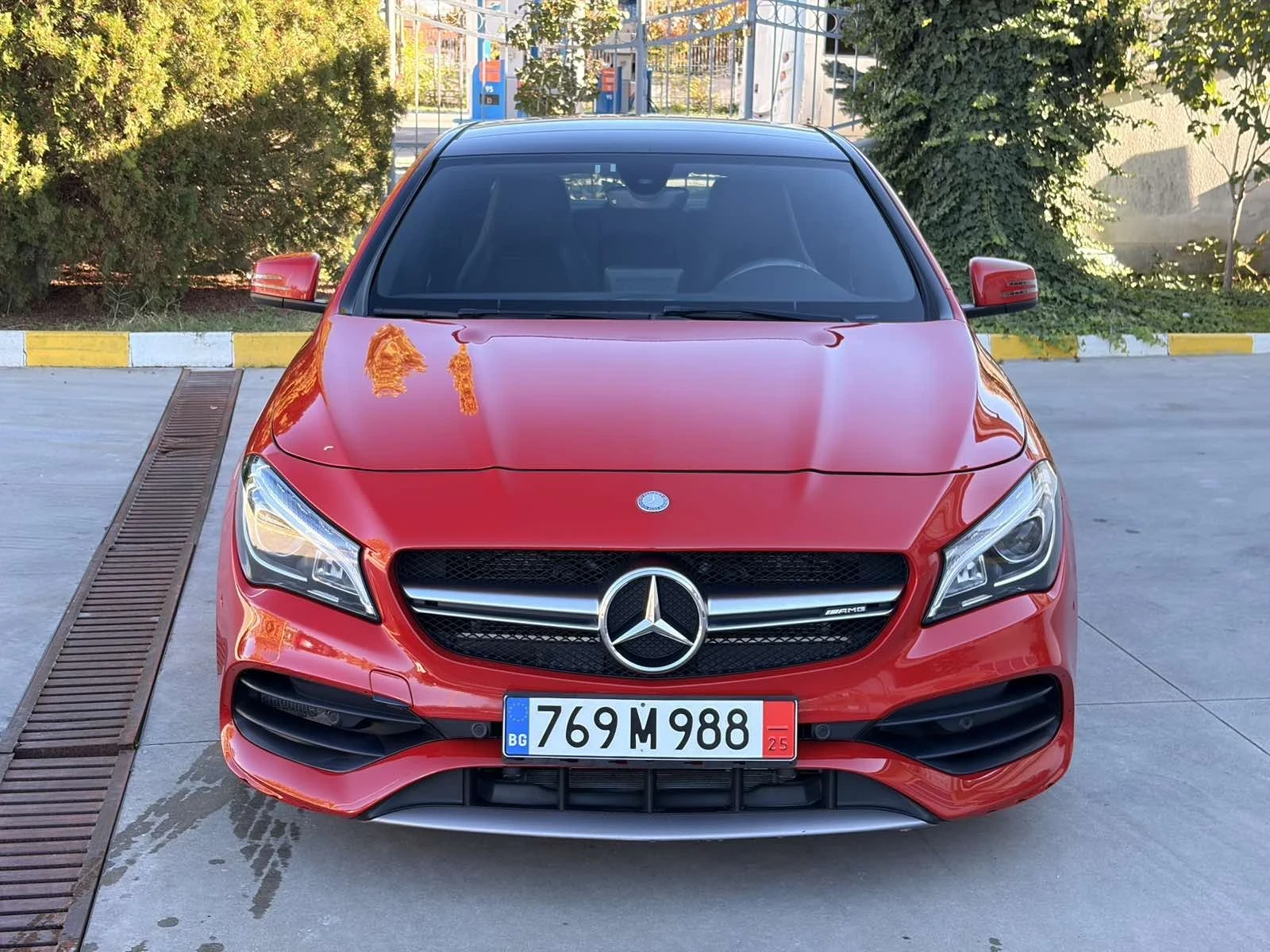 Mercedes-Benz CLA 45 AMG Facelift / PANO / Harman Kardon  - изображение 2
