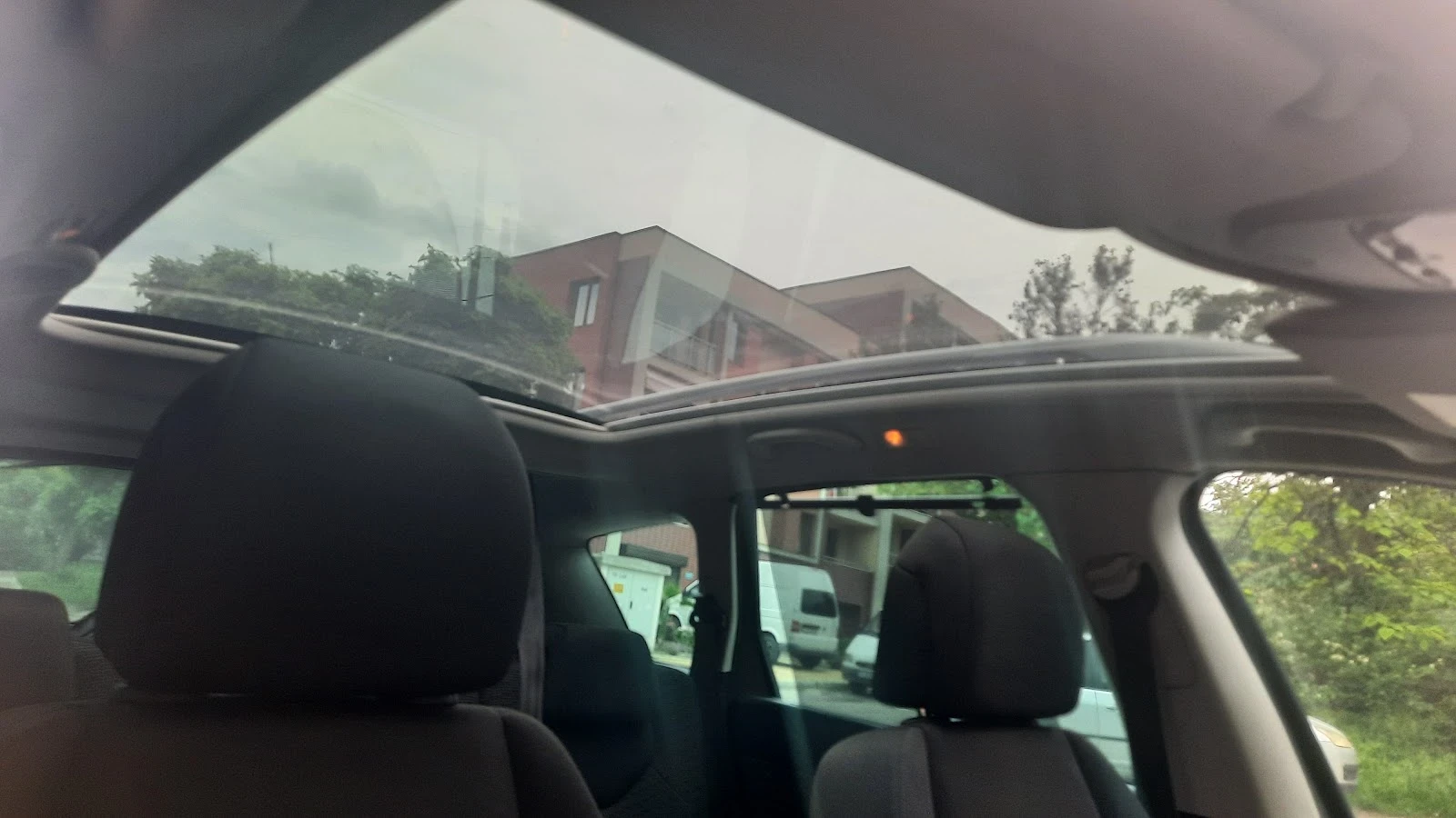 Peugeot 308 SW | Mobile.bg � ����������� 10