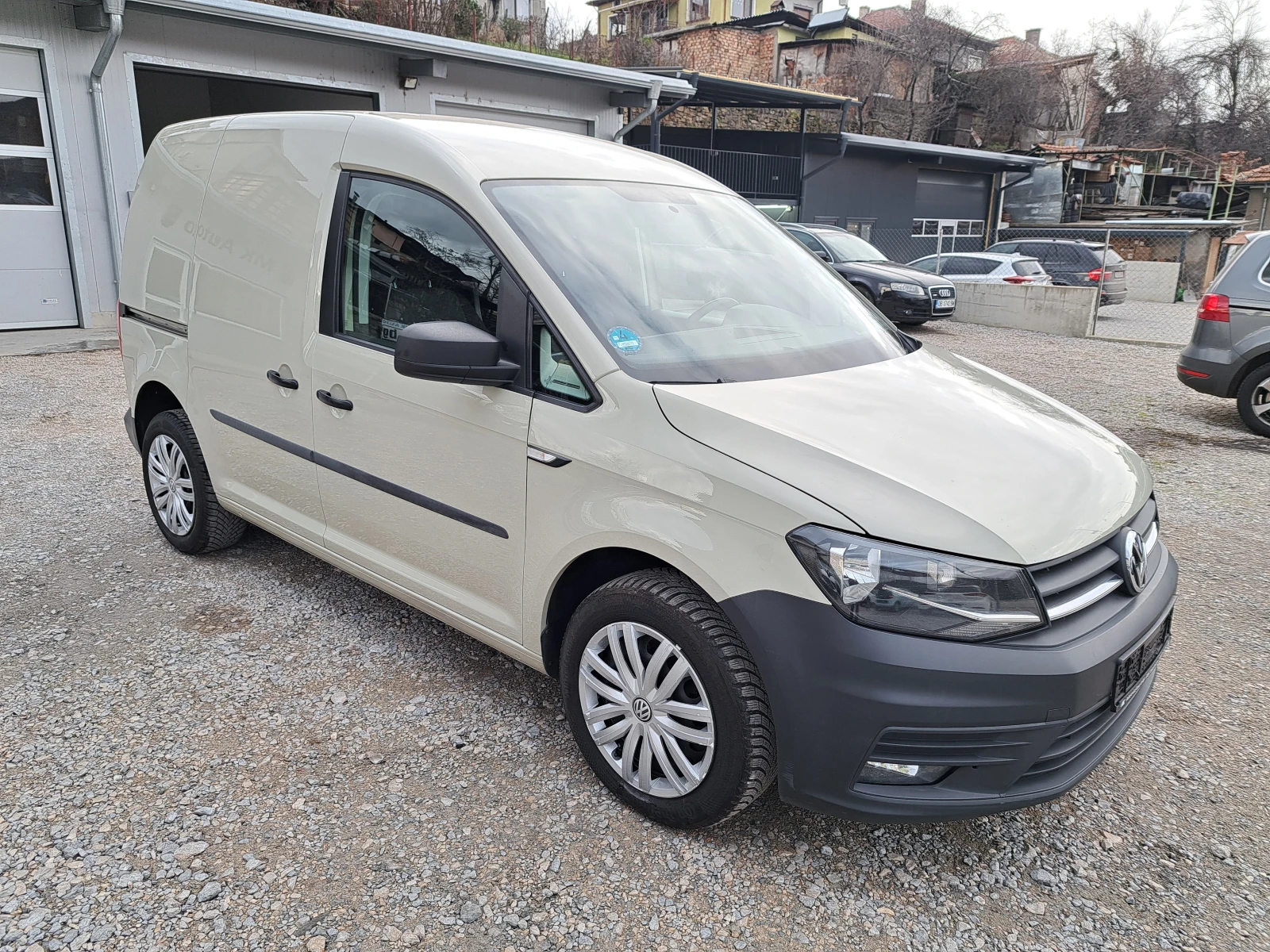 VW Caddy 2.0TDI* 140PS* �����* NAVI* ��������* ������* 6�� | Mobile.bg � ����������� 4