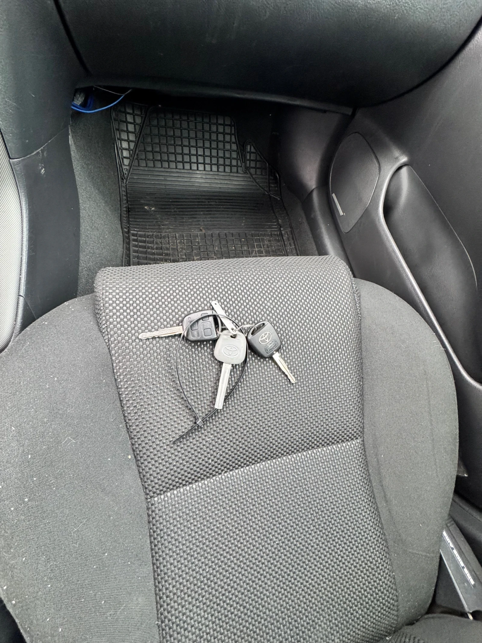 Toyota Avensis 2.0 VVTI 147 �.�. | Mobile.bg � ����������� 12