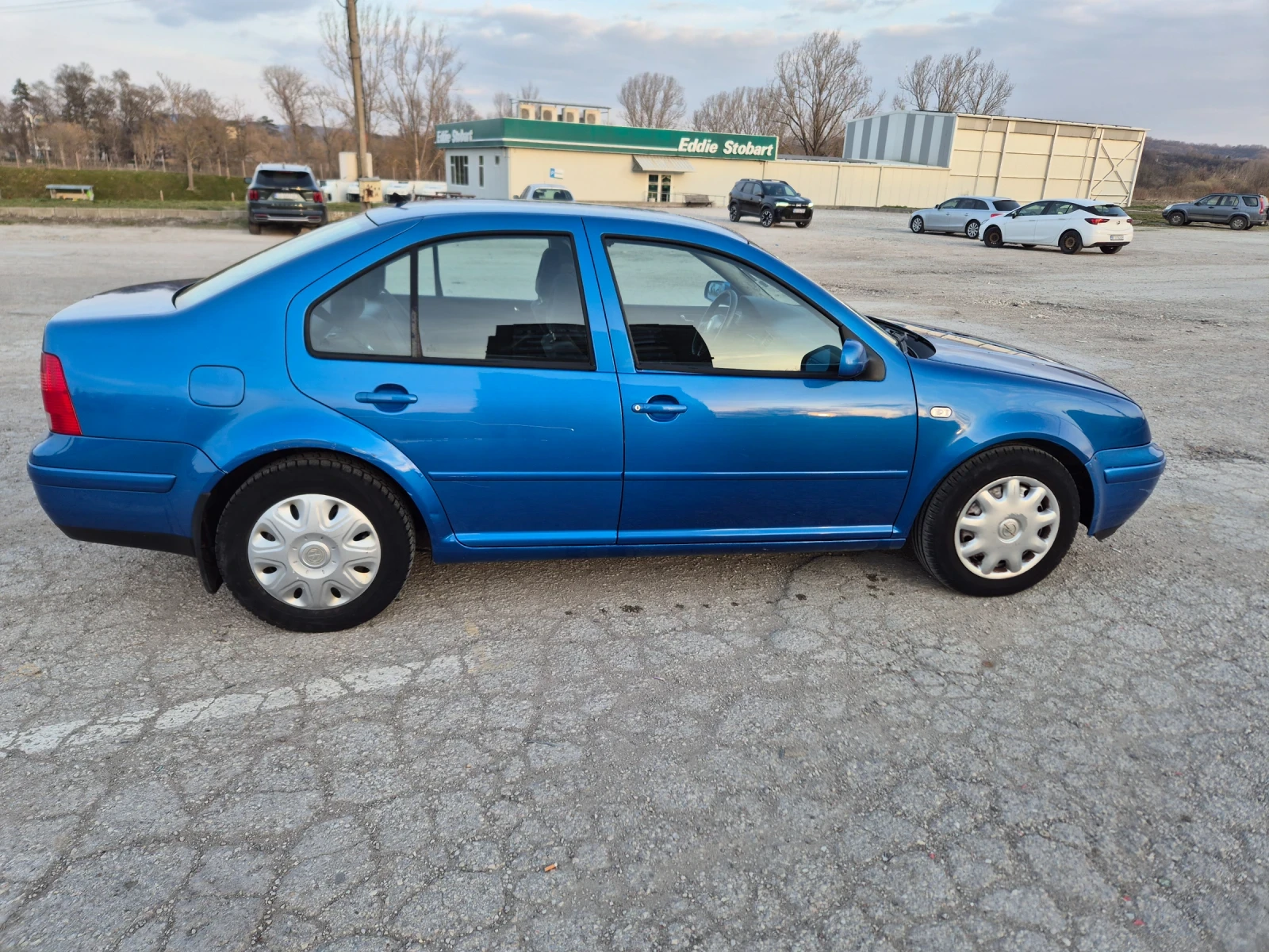 VW Bora, снимка 3 - Автомобили и джипове - 53885322