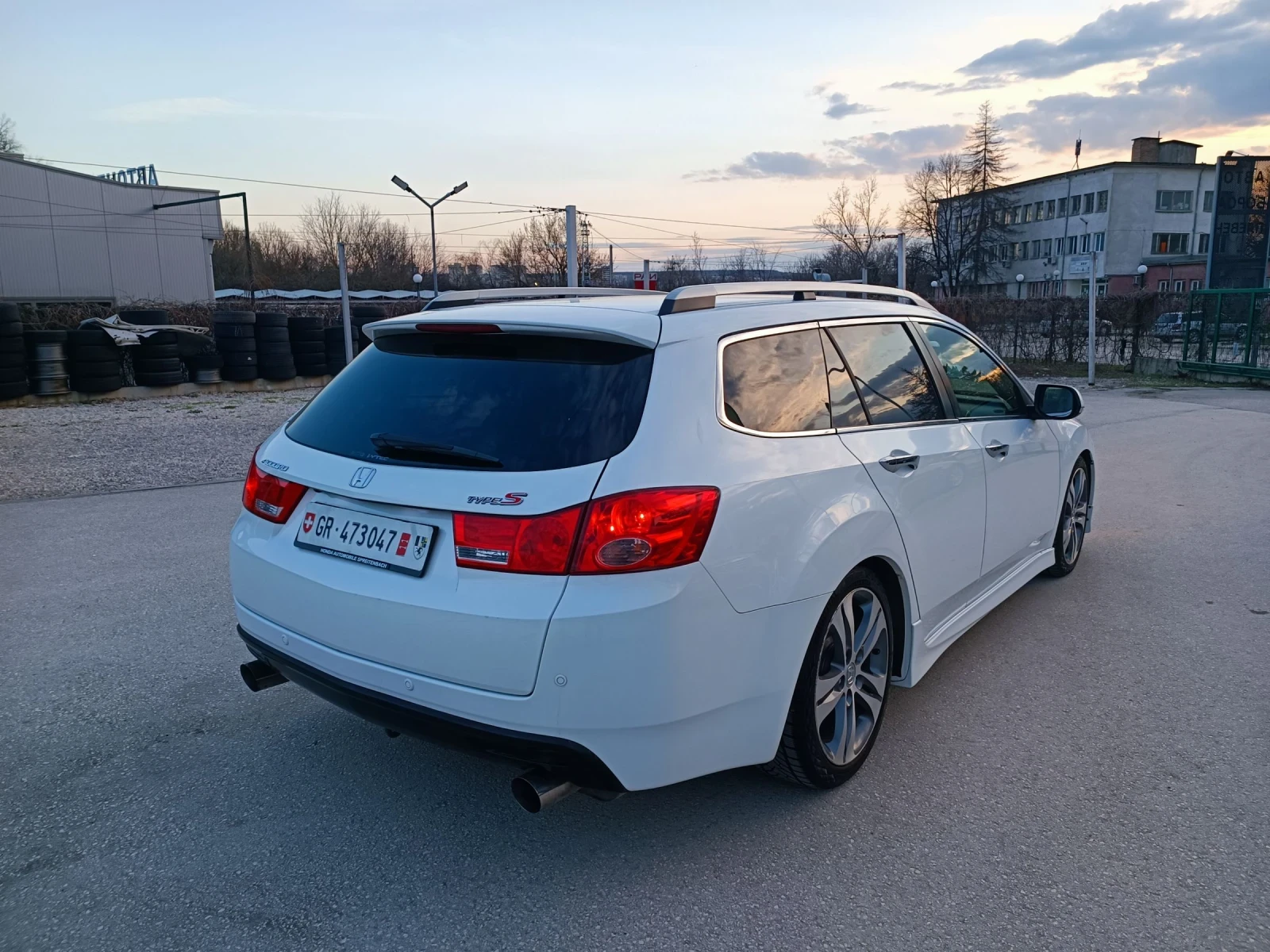 Honda Accord 2.4i-201кс-ШВЕЙЦАРИЯ-РЪЧКА-6ск-TypeS-ДИСТРОНИК, снимка 3 - Автомобили и джипове - 53990580