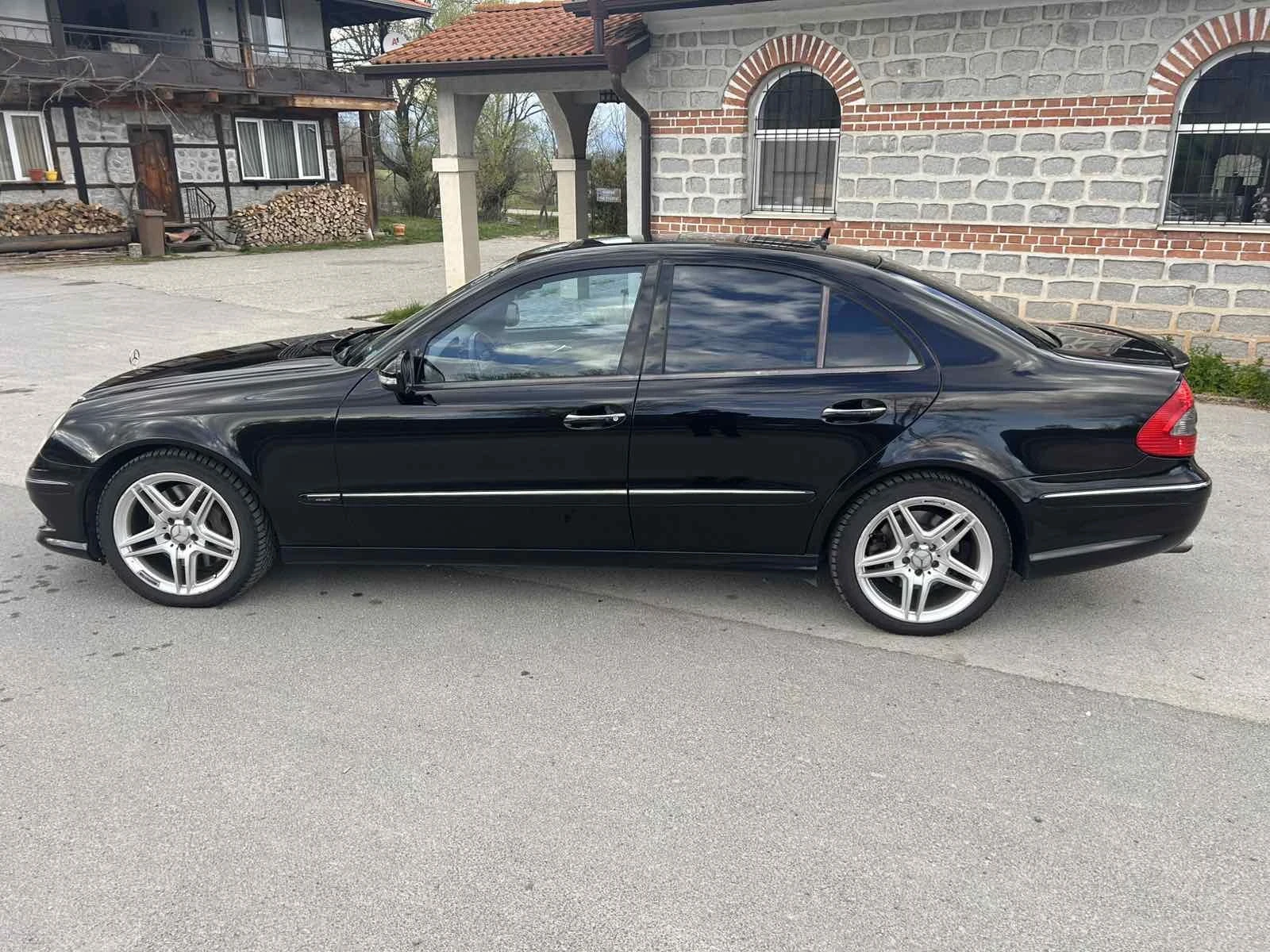 Mercedes-Benz E 420 Avangarde, снимка 4 - Автомобили и джипове - 54239505