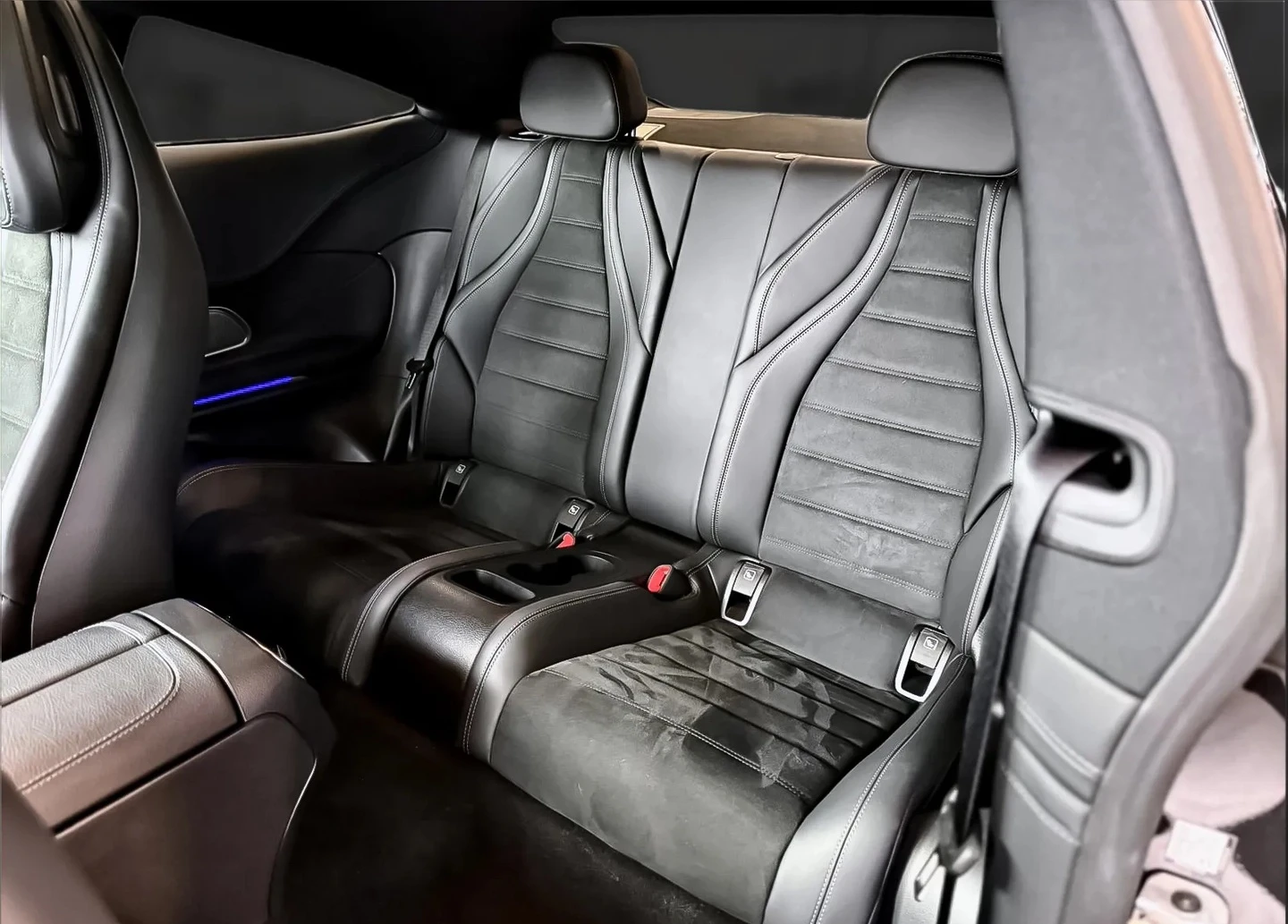 Mercedes-Benz CLE 200 Coupe, снимка 7 - Автомобили и джипове - 54356753