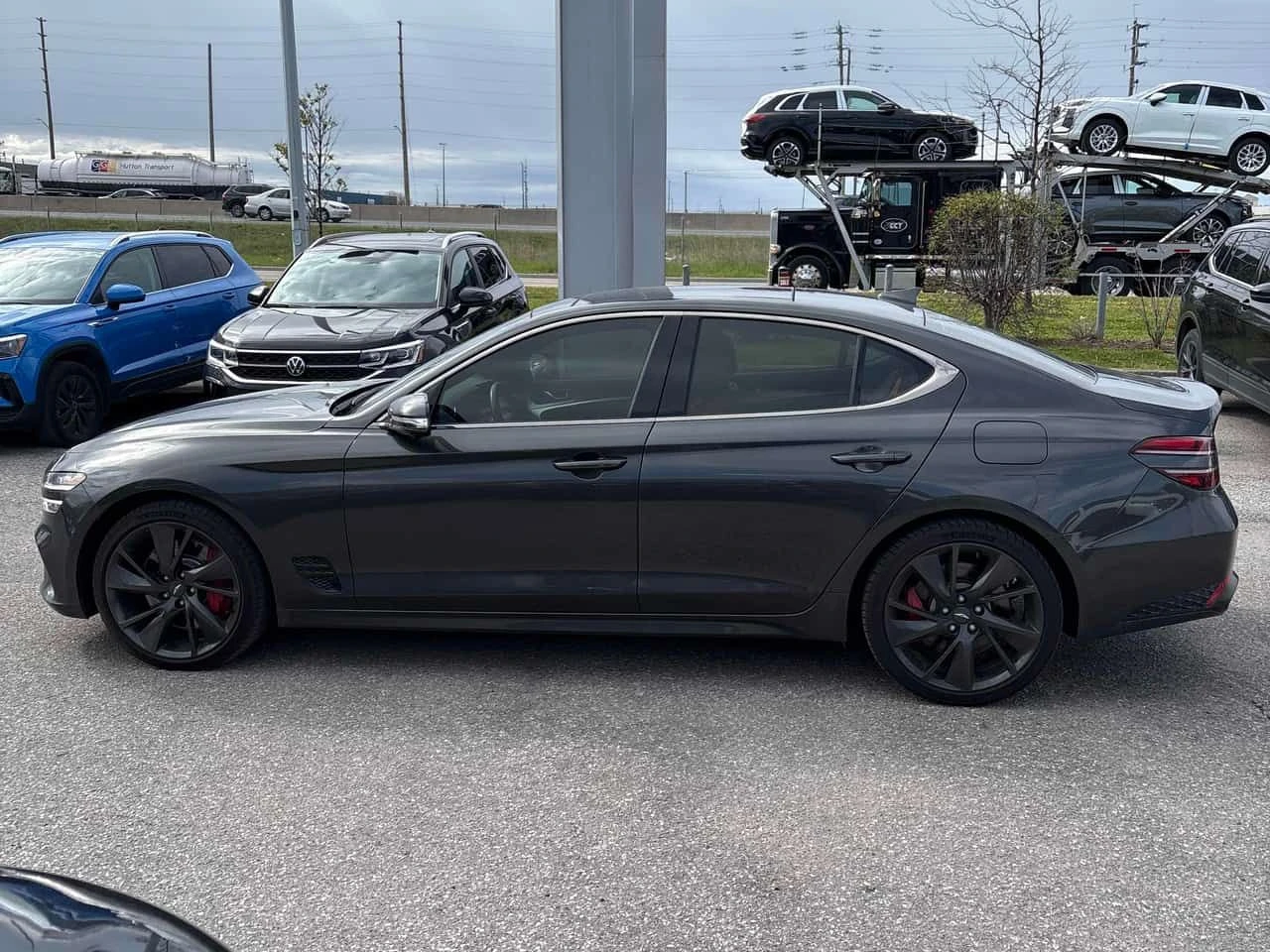 Genesis G70 * 3.3T Sport * DISTRONIC* ОБДУХВАНЕ* 360* МАСАЖ* , снимка 2 - Автомобили и джипове - 54575846
