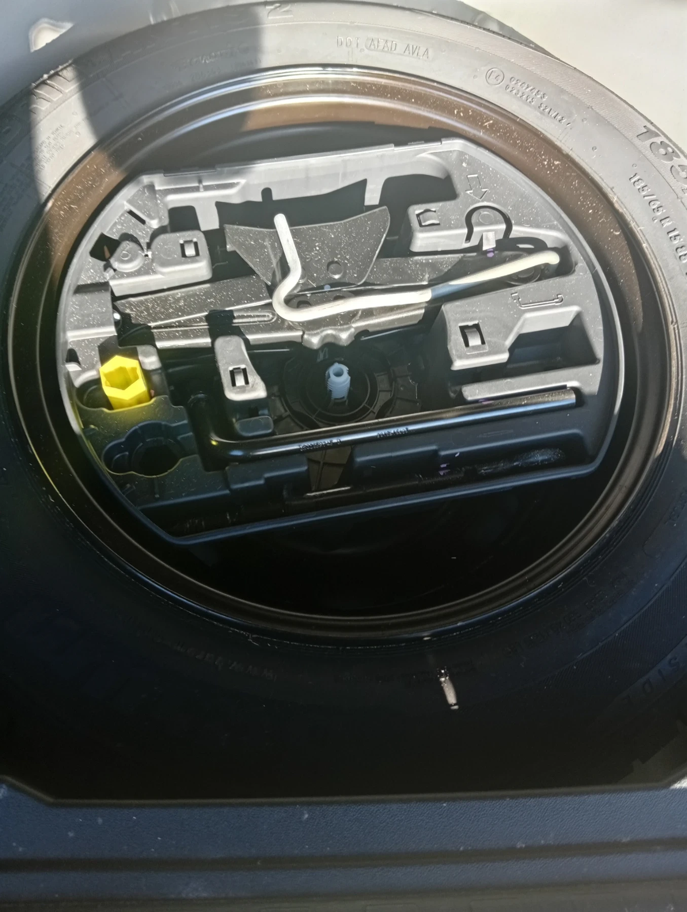 Peugeot 2008, снимка 9 - Автомобили и джипове - 54597515