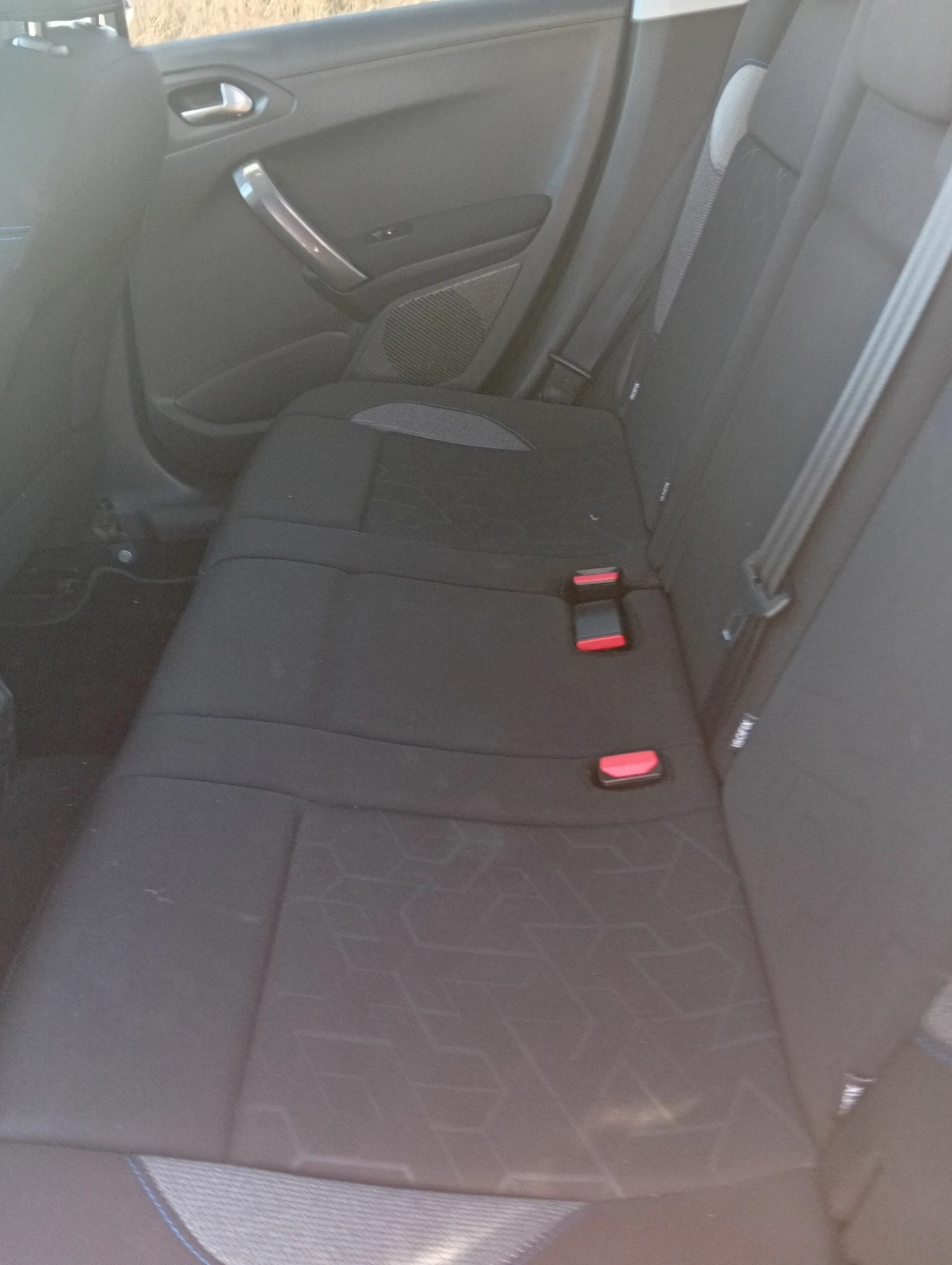Peugeot 2008, снимка 7 - Автомобили и джипове - 54597515
