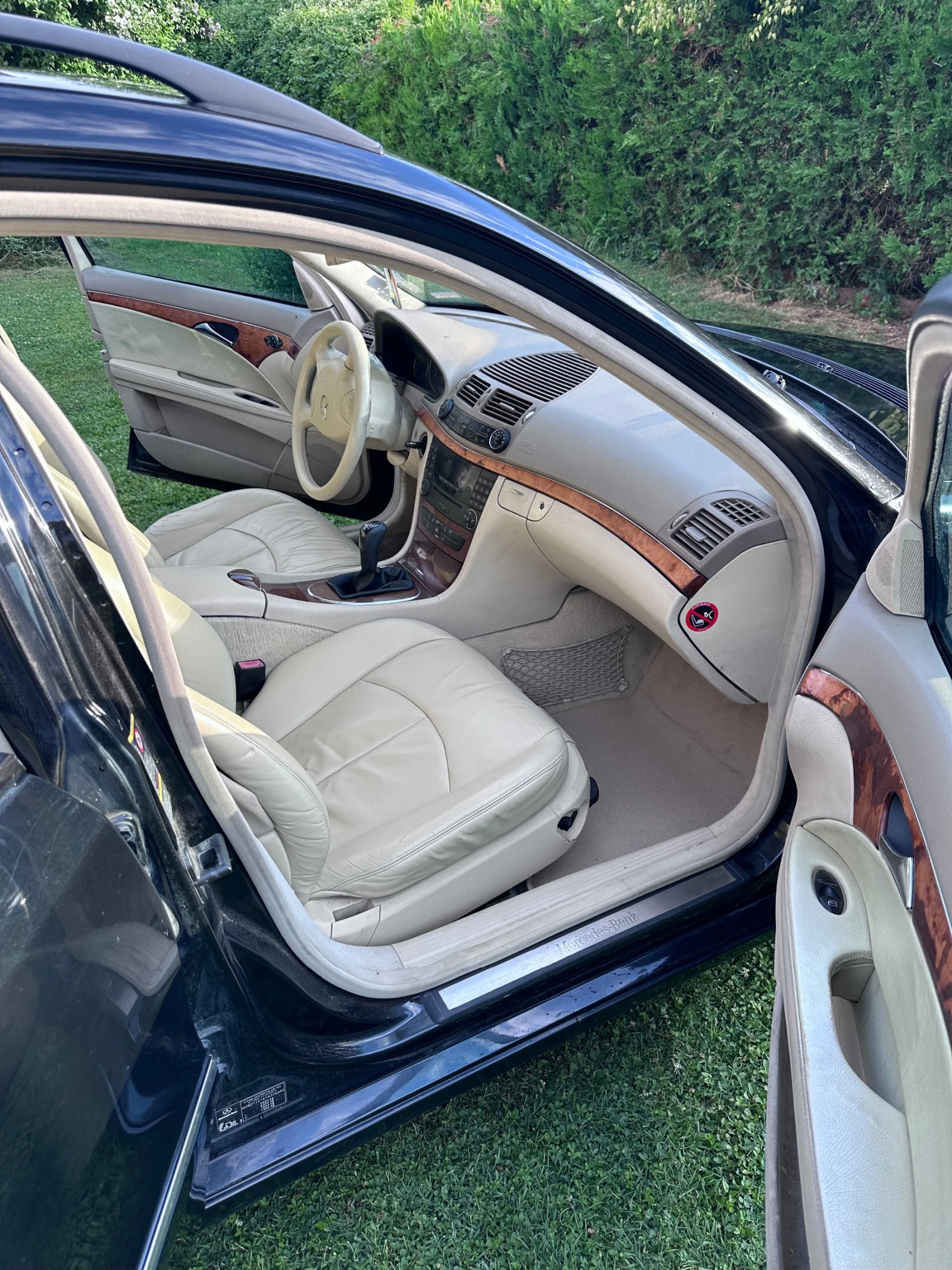 Mercedes-Benz E 270, снимка 10 - Автомобили и джипове - 55178407