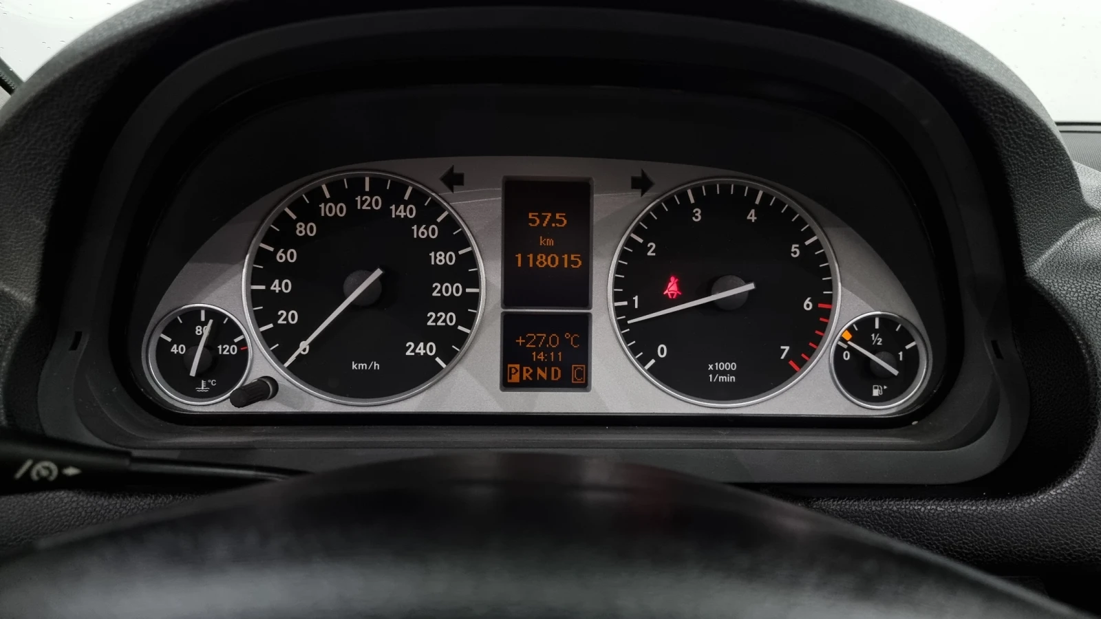 Mercedes-Benz B 200 ЛЮК* КРАЙНА ЦЕНА, снимка 8 - Автомобили и джипове - 55496186
