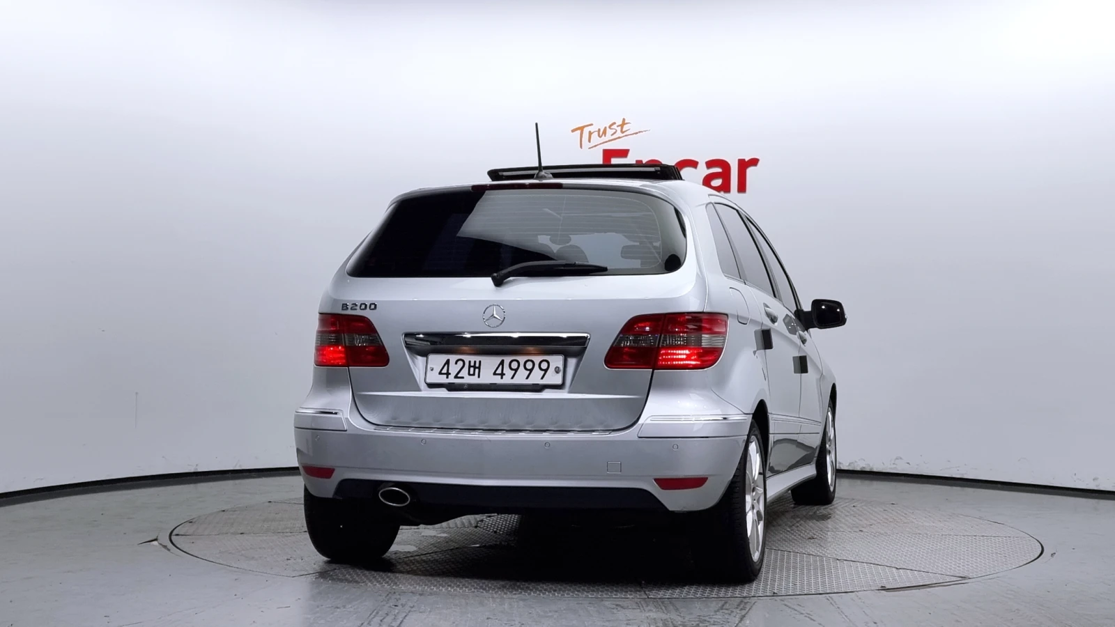 Mercedes-Benz B 200 ЛЮК* КРАЙНА ЦЕНА, снимка 4 - Автомобили и джипове - 55496186