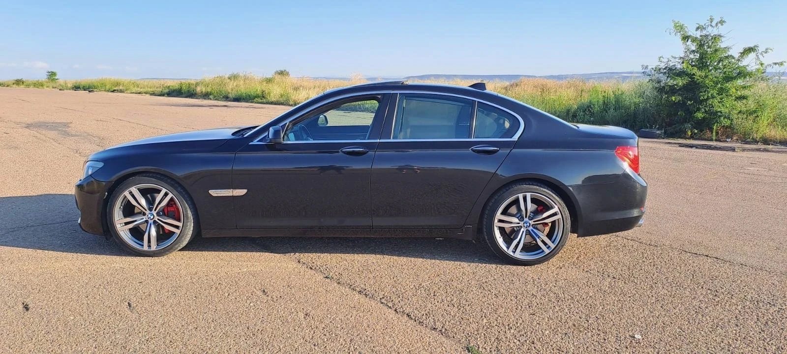BMW 730, снимка 2 - Автомобили и джипове - 55568488