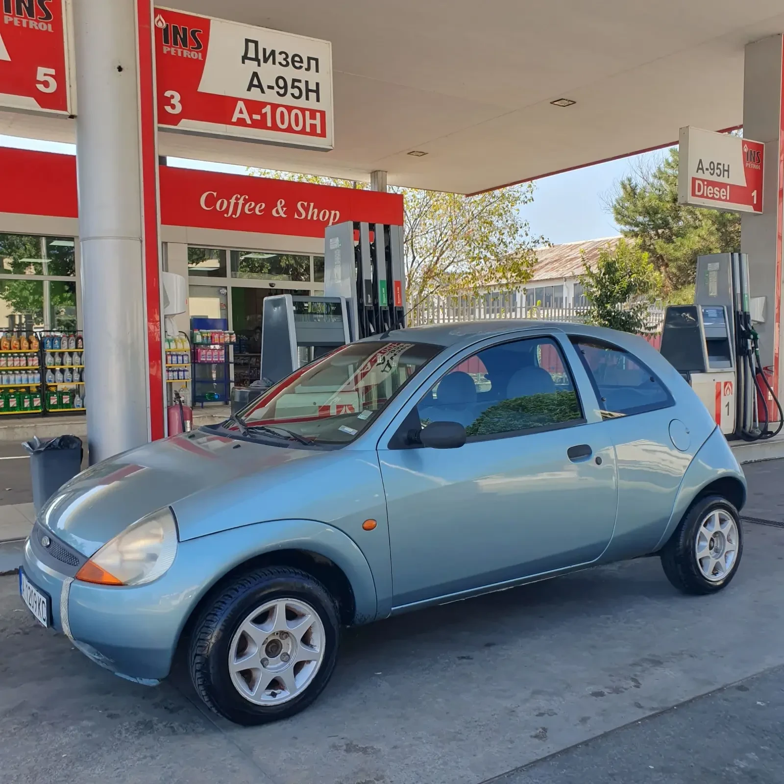 Ford Ka 1.3i, снимка 2 - Автомобили и джипове - 55685440