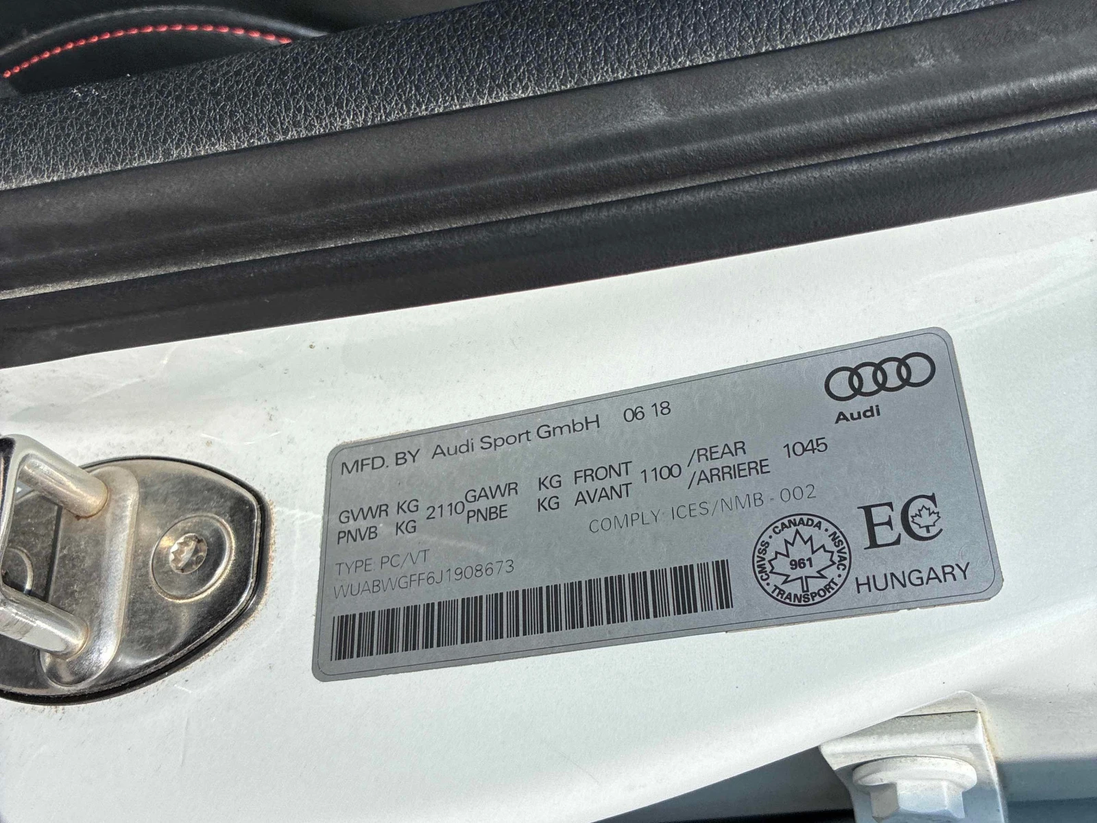 Audi Rs3 * 2.5 TFSI quattro S tronic * CARFAX * ЦЕНА ДО БГ, снимка 10 - Автомобили и джипове - 55823036