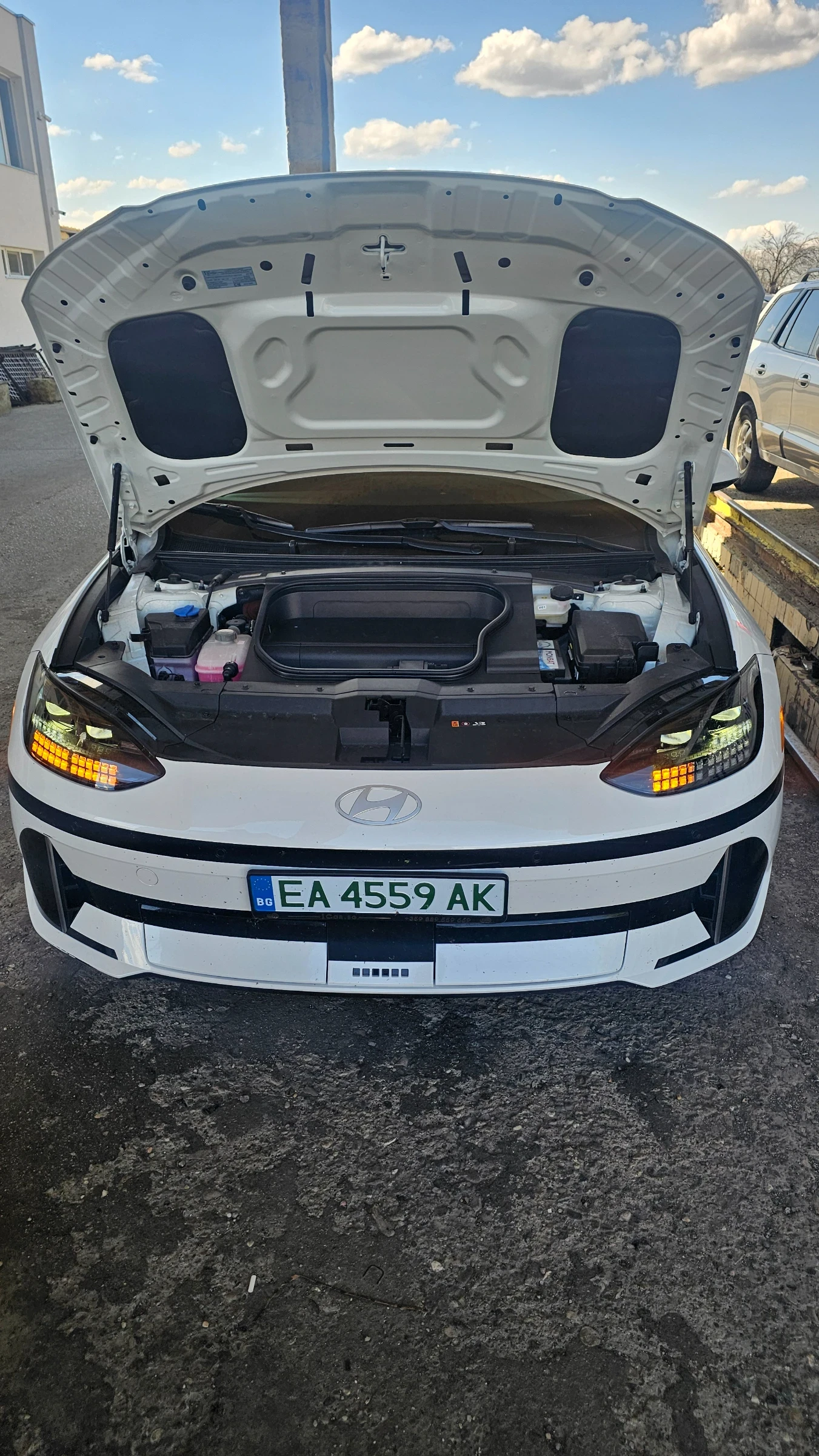 Hyundai Ioniq 6, снимка 2 - Автомобили и джипове - 56215263