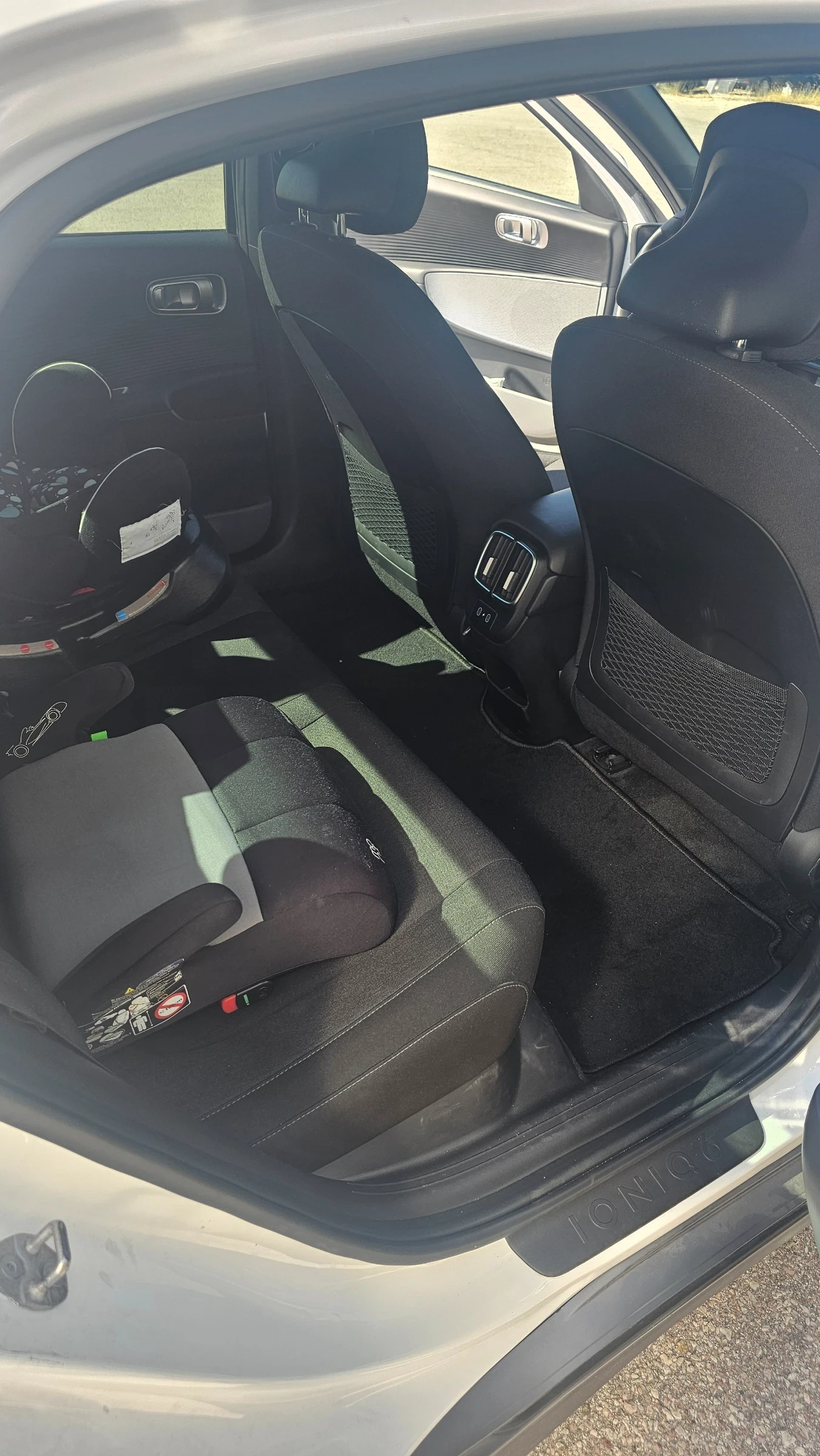 Hyundai Ioniq 6, снимка 15 - Автомобили и джипове - 56215263