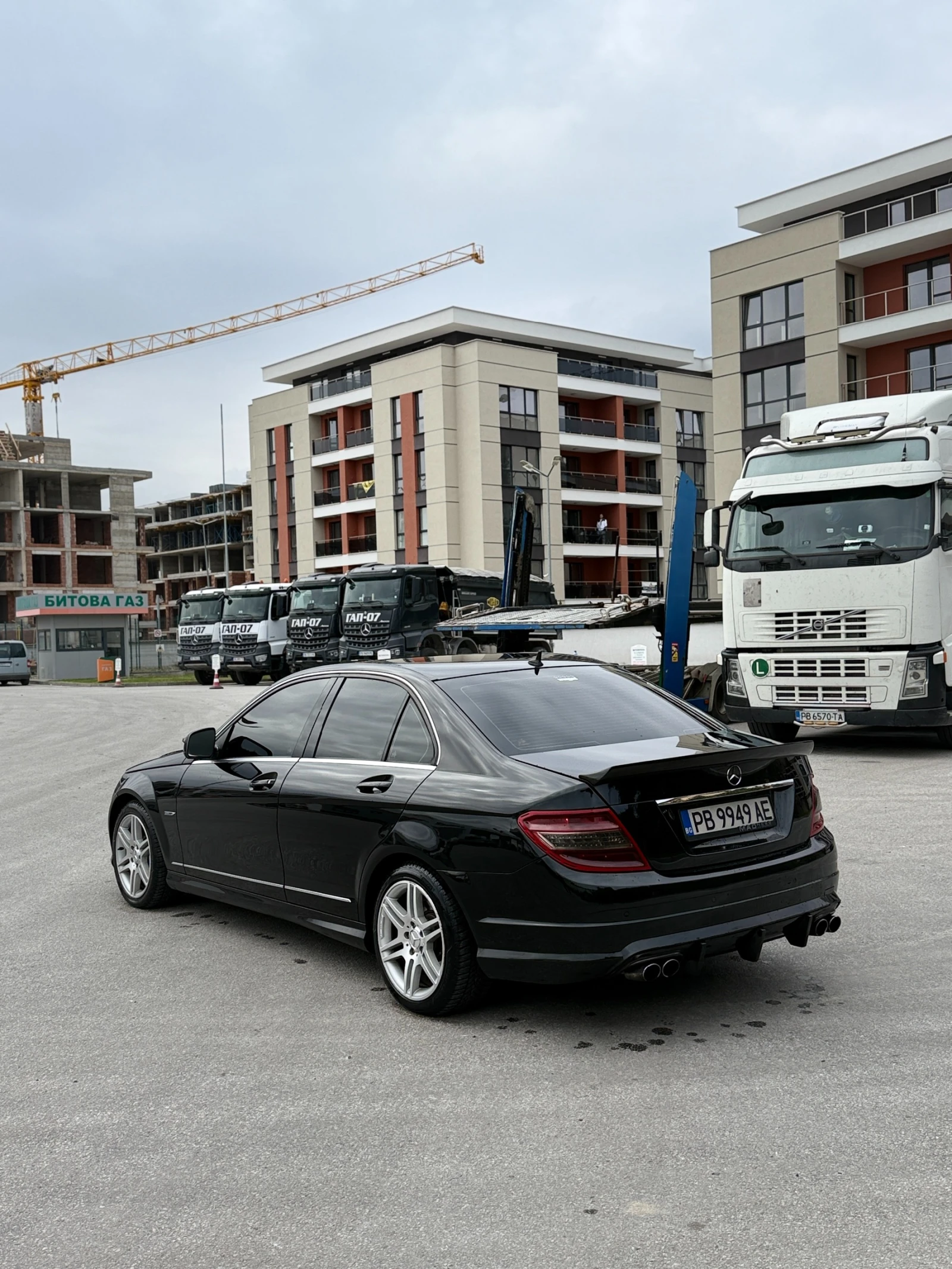 Mercedes-Benz C 320, снимка 4 - Автомобили и джипове - 56644200