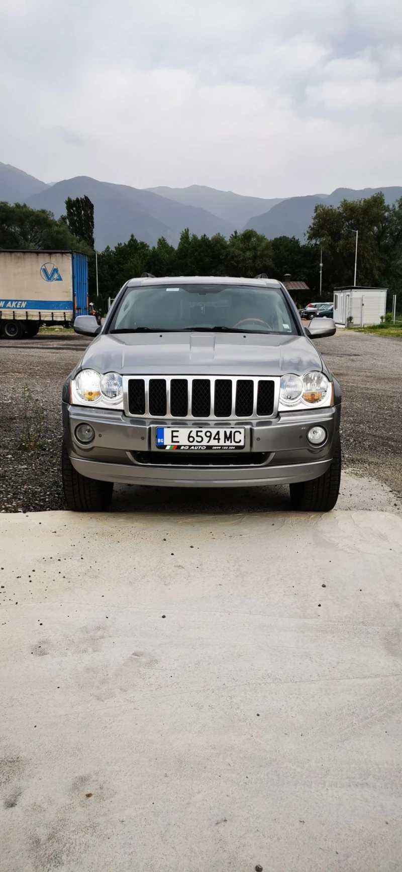 Jeep Grand cherokee, снимка 9 - Автомобили и джипове - 48519384