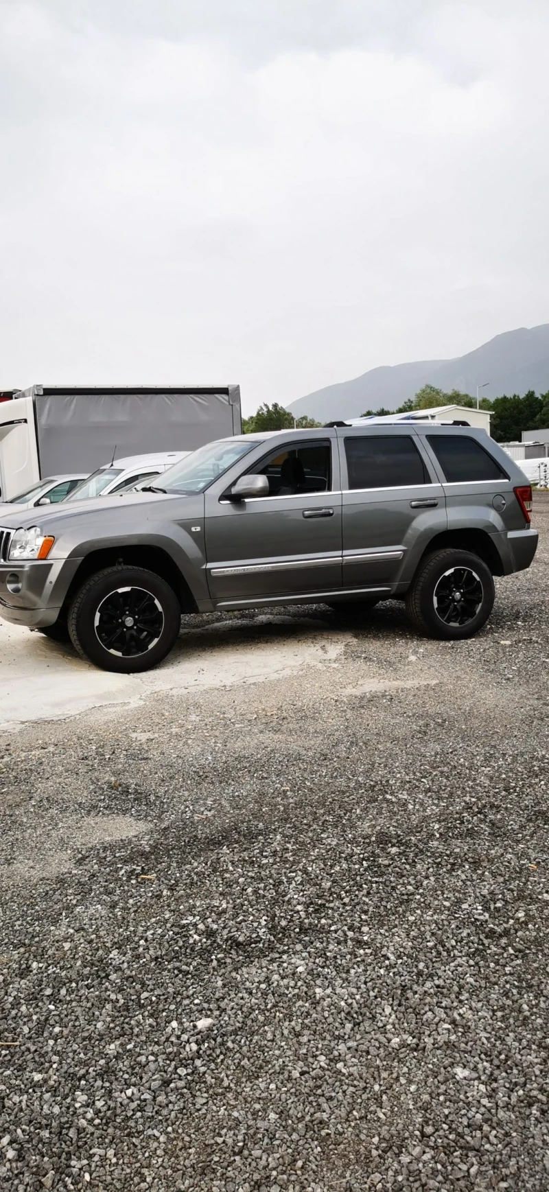 Jeep Grand cherokee, снимка 2 - Автомобили и джипове - 48519384