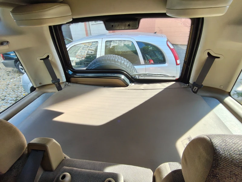 Land Rover Discovery TD5, снимка 9 - Автомобили и джипове - 52658192