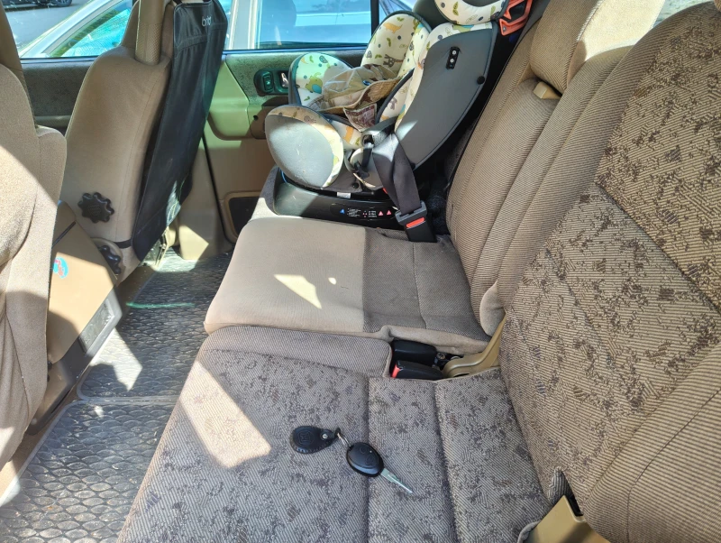 Land Rover Discovery TD5, снимка 5 - Автомобили и джипове - 52658192