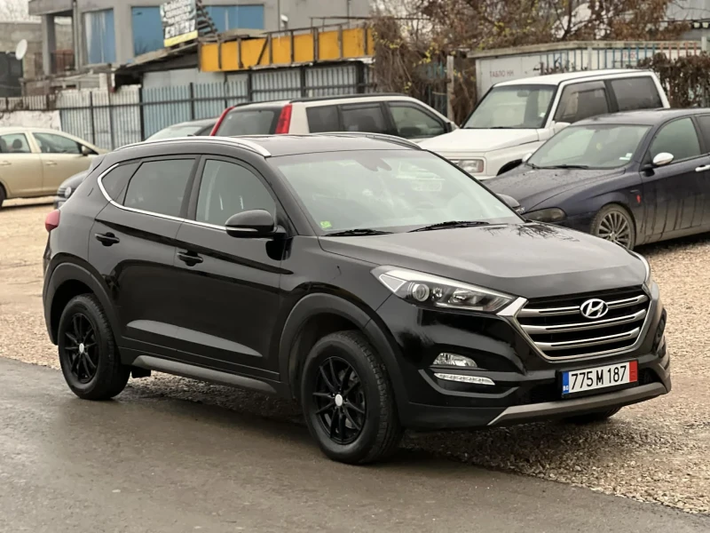 Hyundai Tucson 1.6  i, снимка 4 - Автомобили и джипове - 52641988