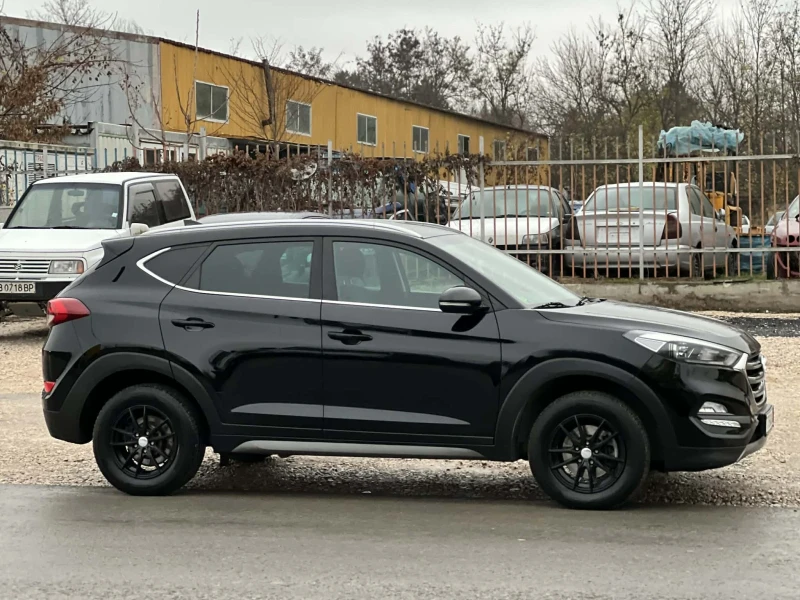 Hyundai Tucson 1.6  i, снимка 6 - Автомобили и джипове - 52641988