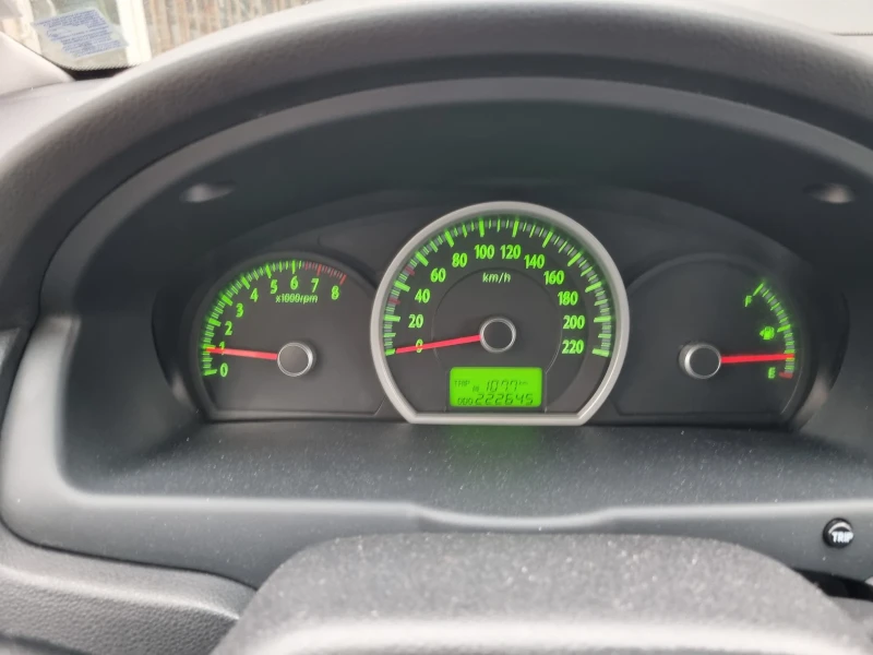 Kia Sportage 2.0, снимка 5 - Автомобили и джипове - 53207394