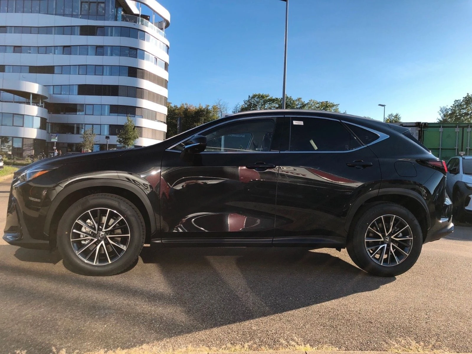 Lexus NX 350h * EXECUTIVE* LINE* E-FOUR*  - изображение 3