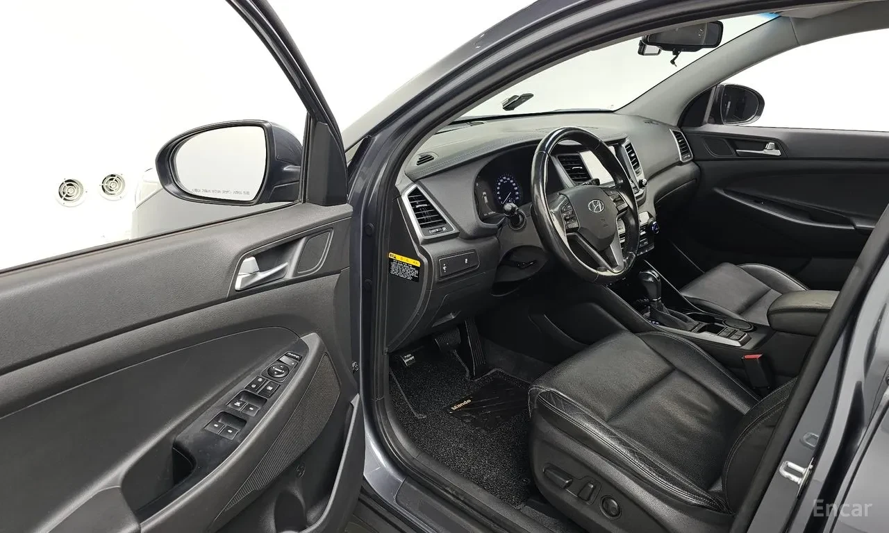 Hyundai Tucson 1.7/CRDi/AUTOMATIC MODERN| КОРЕЯ| КОЖА| NAVI| КАМЕ, снимка 6 - Автомобили и джипове - 55035061