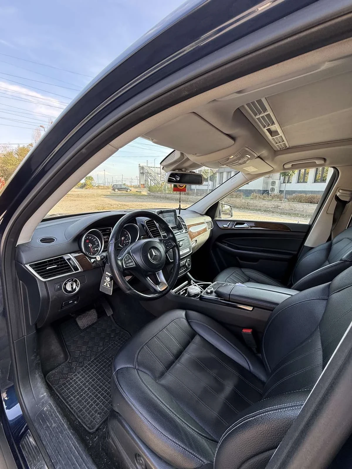 Mercedes-Benz GLS 350, снимка 3 - Автомобили и джипове - 55129109