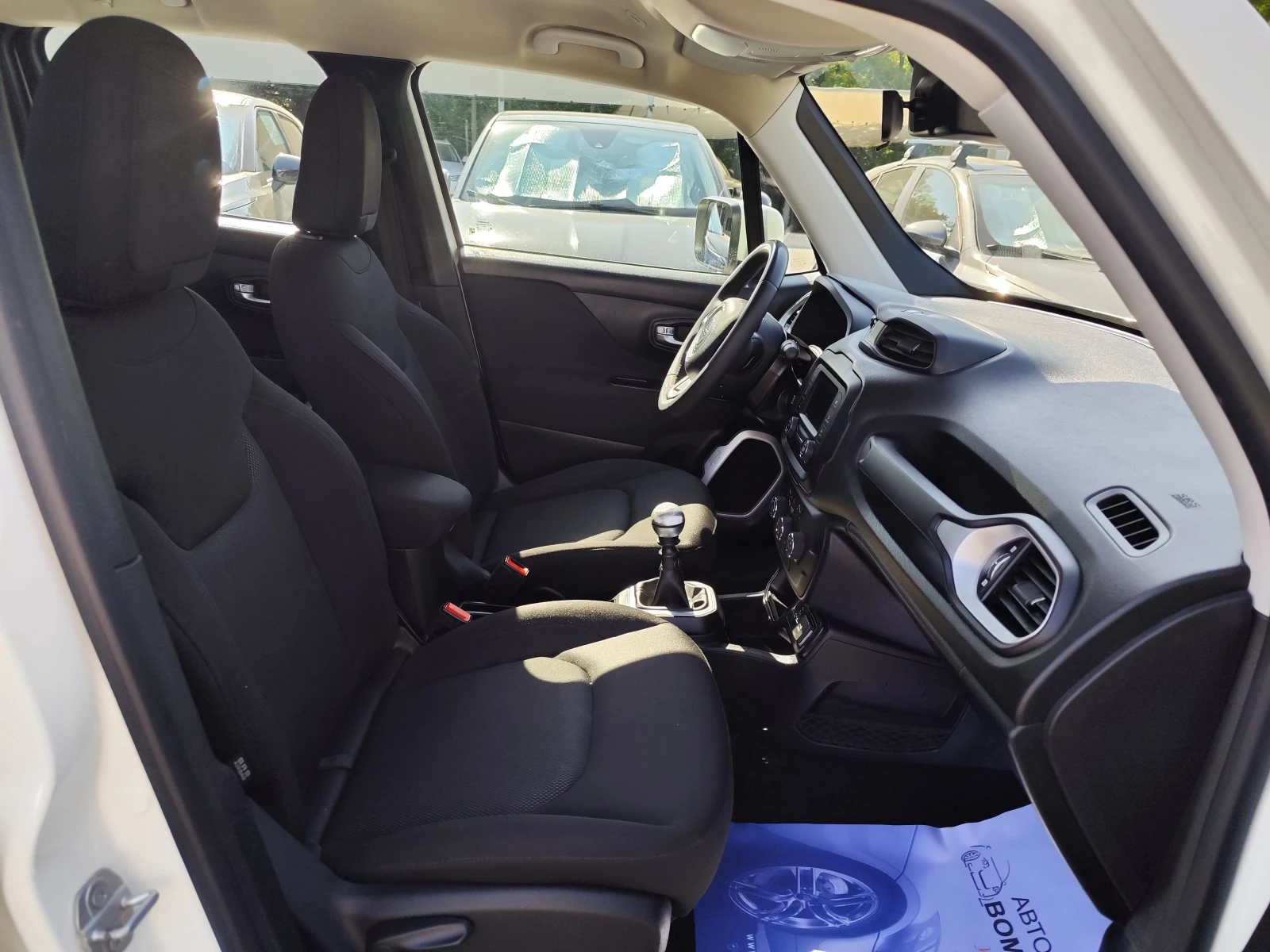 Jeep Renegade 1.6mJTD* LONGITUDE* ПАРКТРОНИК* BLUETOOTH, снимка 13 - Автомобили и джипове - 55637219