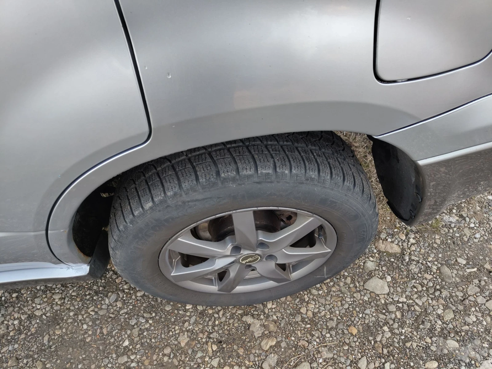 Mitsubishi Outlander 2.4 газ бензин , снимка 2 - Автомобили и джипове - 55717322
