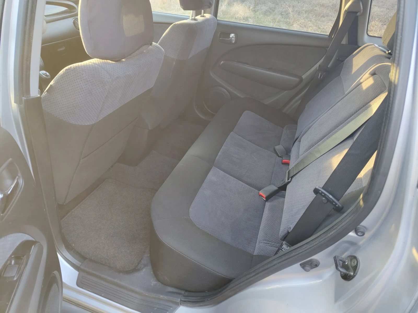 Mitsubishi Outlander 2.4 газ бензин , снимка 8 - Автомобили и джипове - 55717322