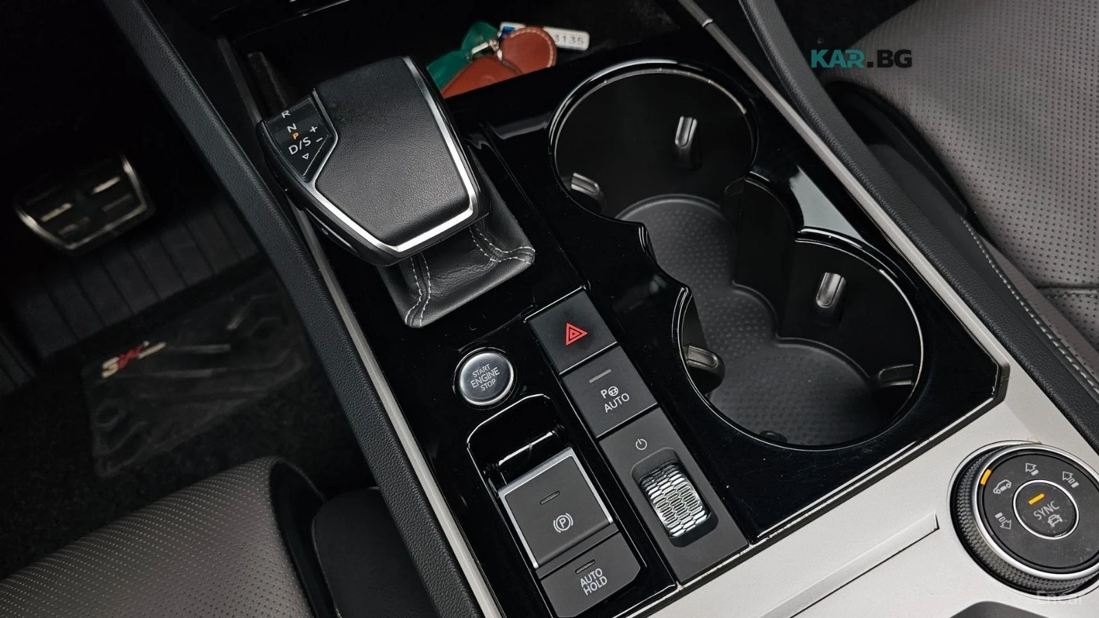 VW Touareg R-LINE* 3.0TDI* DISTRONIC* 360* КАМЕРА* ОБДУХВАНЕ*, снимка 15 - Автомобили и джипове - 55740333