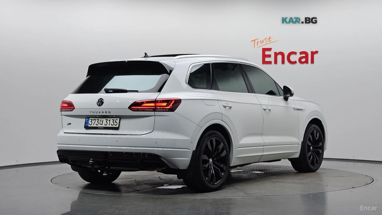 VW Touareg R-LINE* 3.0TDI* DISTRONIC* 360* КАМЕРА* ОБДУХВАНЕ*, снимка 3 - Автомобили и джипове - 55740333