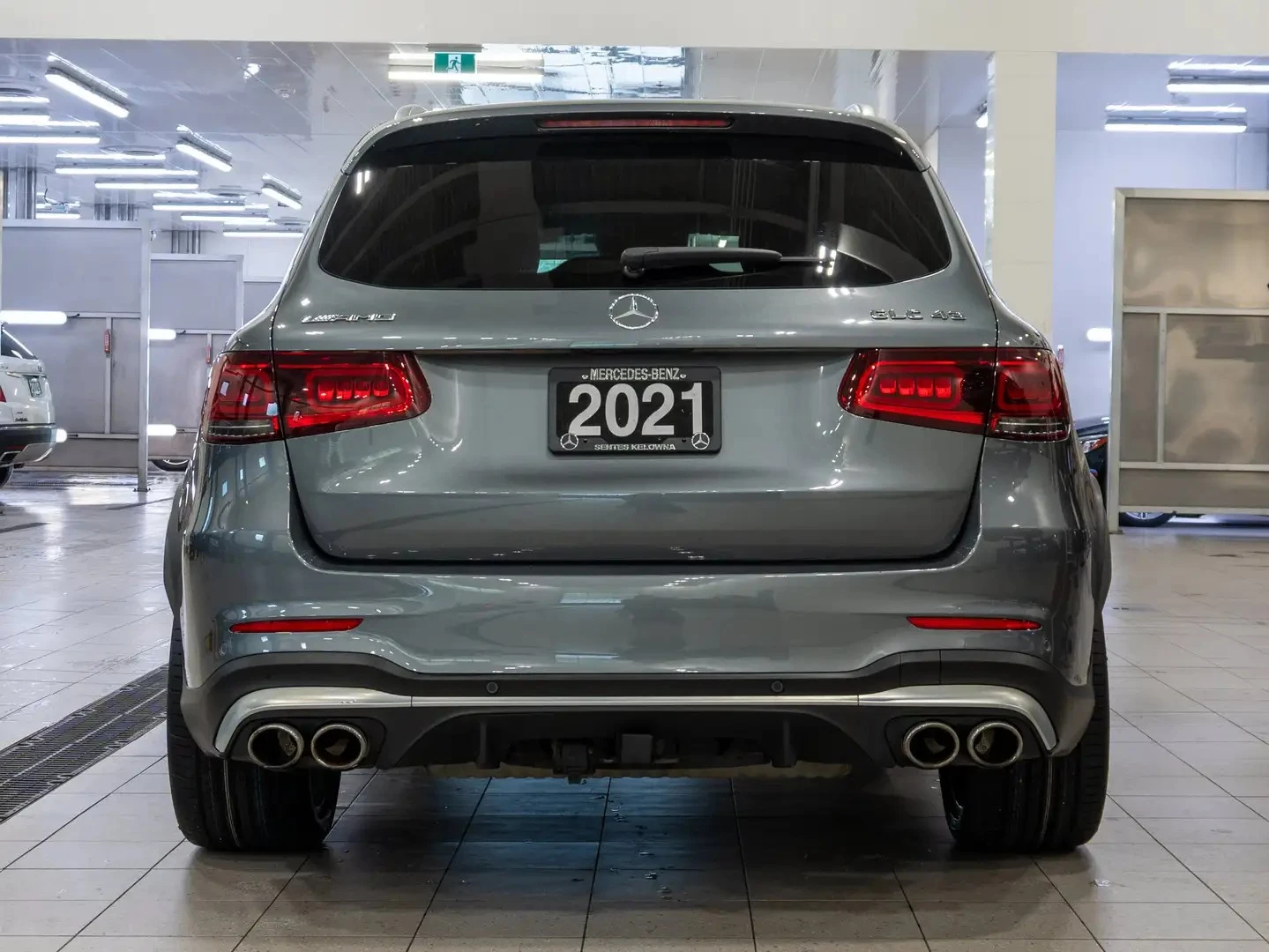 Mercedes-Benz GLC 43 AMG Цена до България & АвтоКредит, снимка 4 - Автомобили и джипове - 56130684