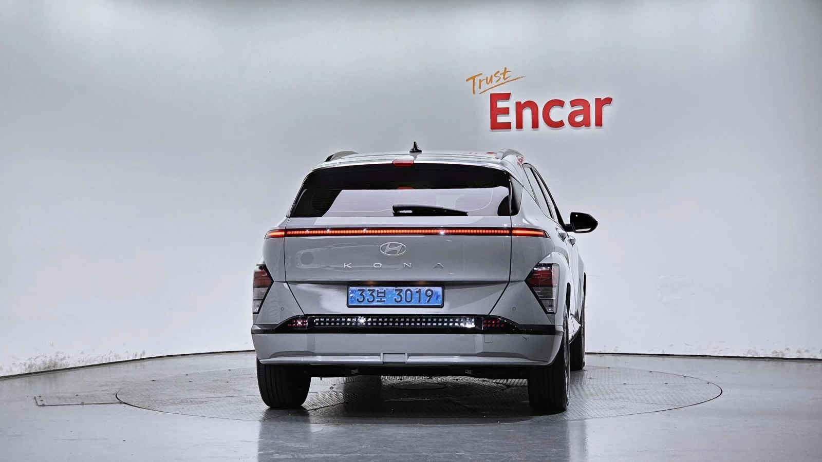 Hyundai Kona SX2* LONG RANGE* PREMIUM* ОБДУХВАНЕ* ПОДГРЕВИ* КАМ, снимка 3 - Автомобили и джипове - 56317743