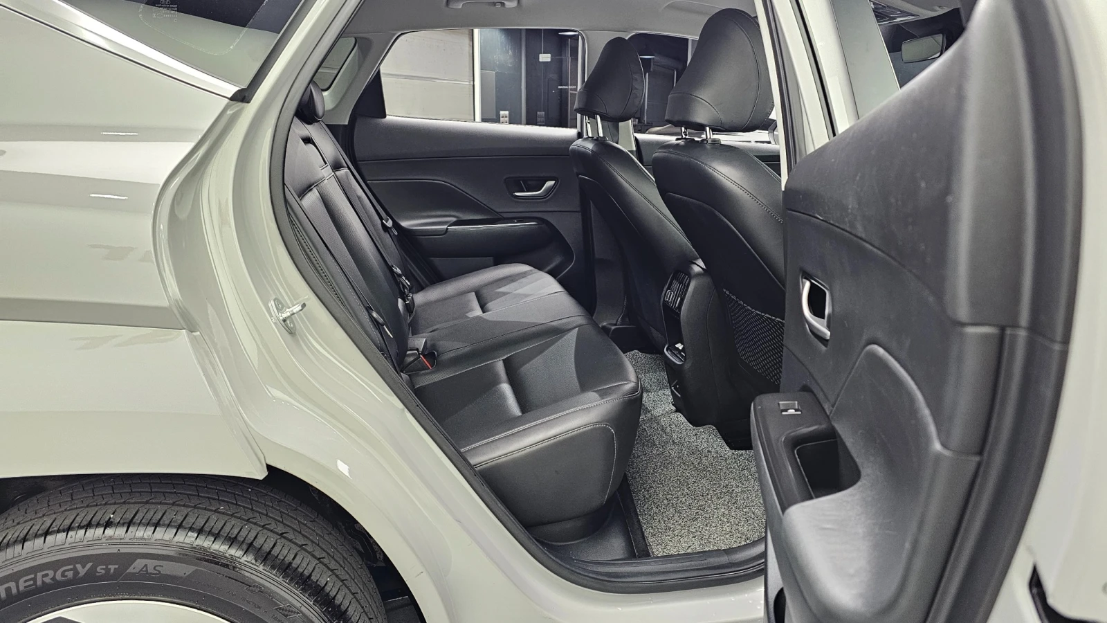Hyundai Kona SX2* LONG RANGE* PREMIUM* ОБДУХВАНЕ* ПОДГРЕВИ* КАМ, снимка 15 - Автомобили и джипове - 56317743